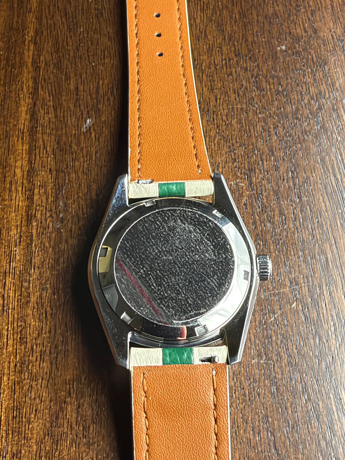Andy 1.4 - 38mm Stainless steel. Double dome sapphire. Green MOP dial. Seiko NH35.