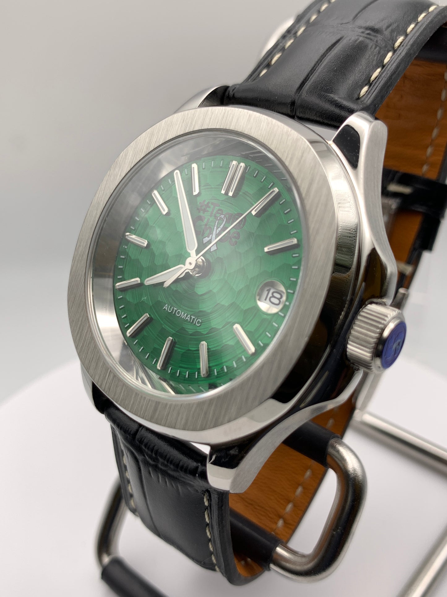 #TeamChole - One. 44mm Stainless steel. Textured dial. Sapphire. Seiko NH35.