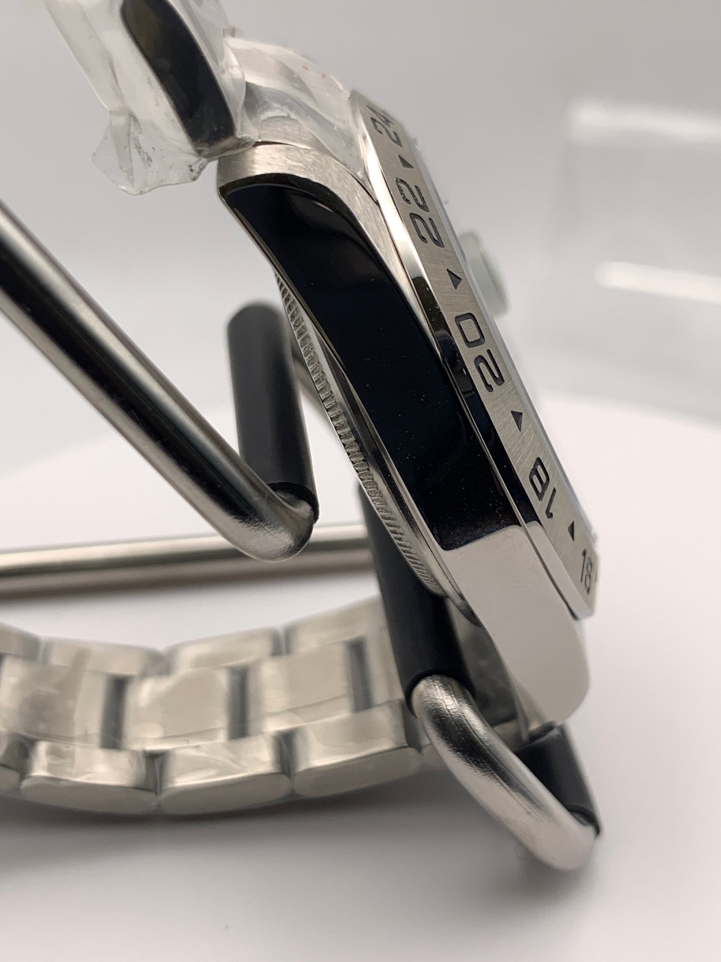Xplorer Too. Custom requested.  39mm Stainless steel. Sapphire crystal. Seiko NH34 GMT.