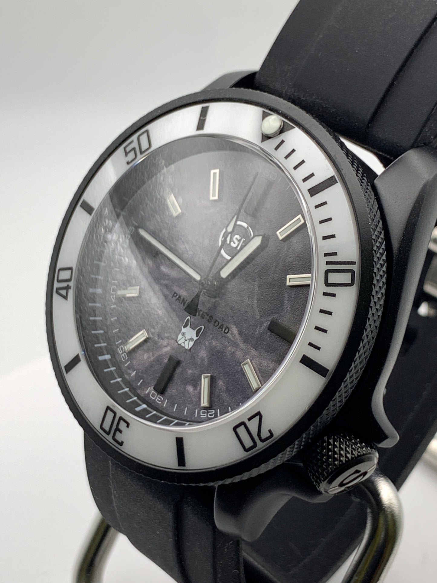 Jason Tribute #1 - 40mm PVD coated stainless steel. Sapphire crystal. Custom dial. Seiko NH38. 5 straps pictured included.