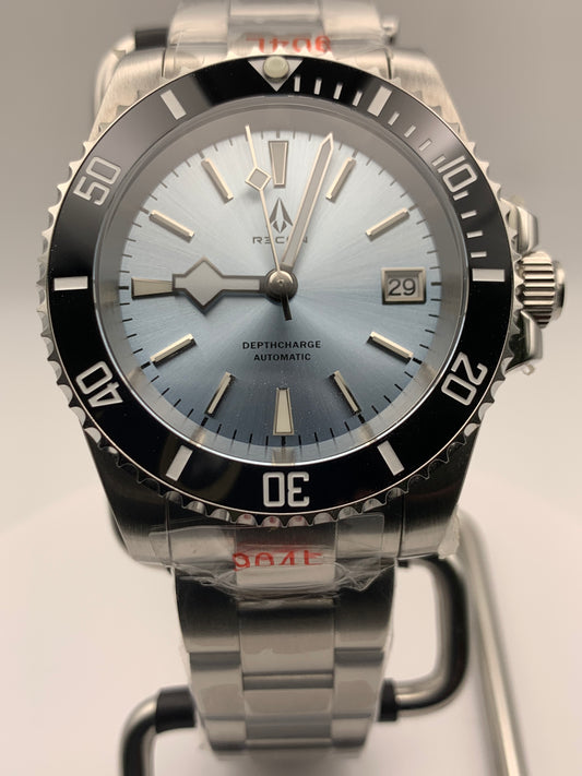 R3CON Collection. Custom light blue dial watch. 40.5mm stainless steel case. Sapphire crystal. Seiko NH35.