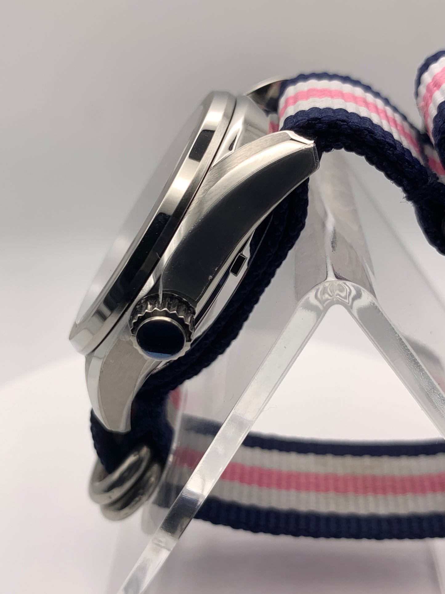 OGCola - Fruit Punch. 38mm Stainless steel. Sapphire crystal. Seiko NH35.