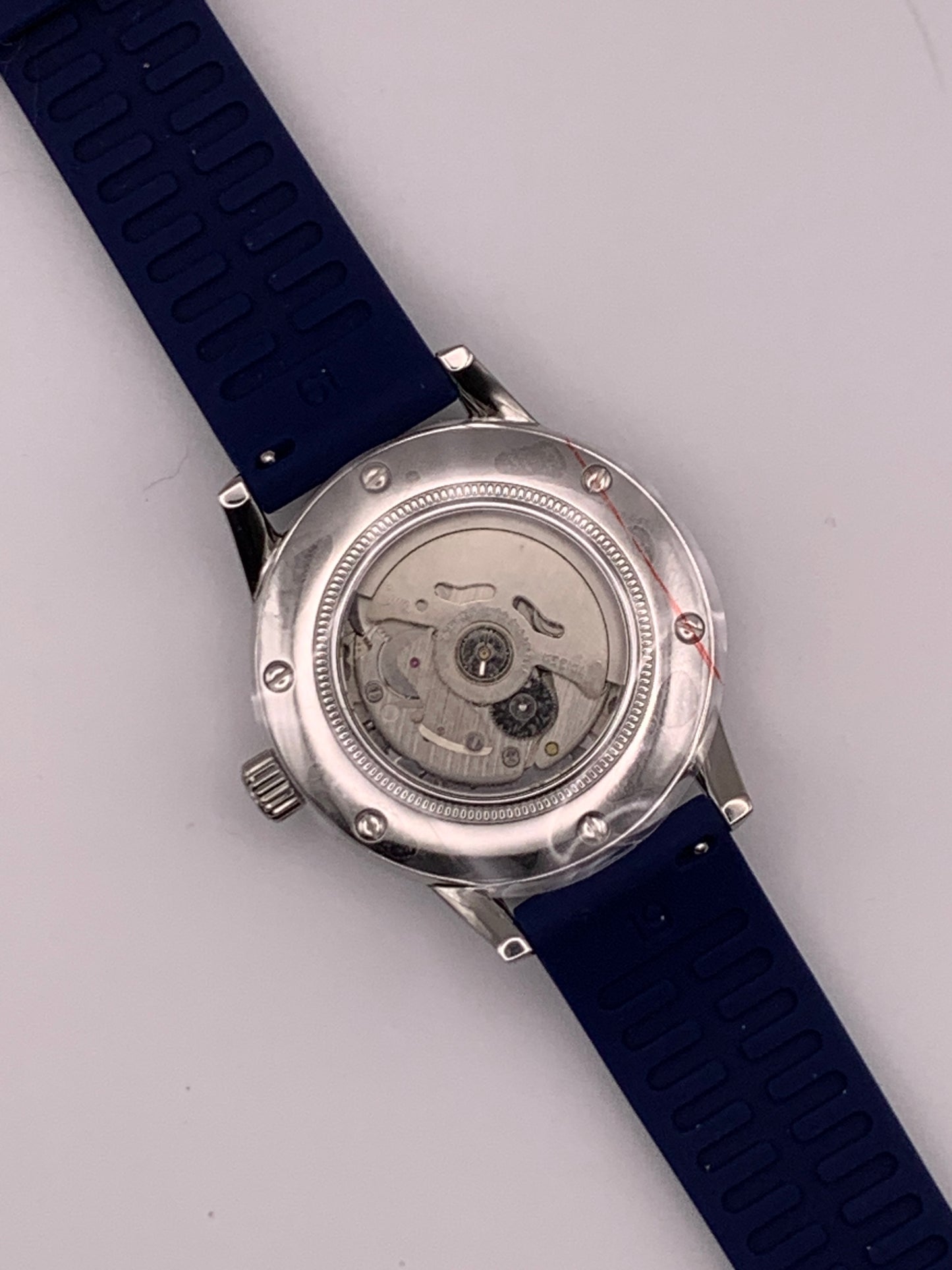 The Yankee 1.1 - Blue, silver and white livery. 39mm stainless steel case. K-1 mineral crystal with AR. NH35 automatic.