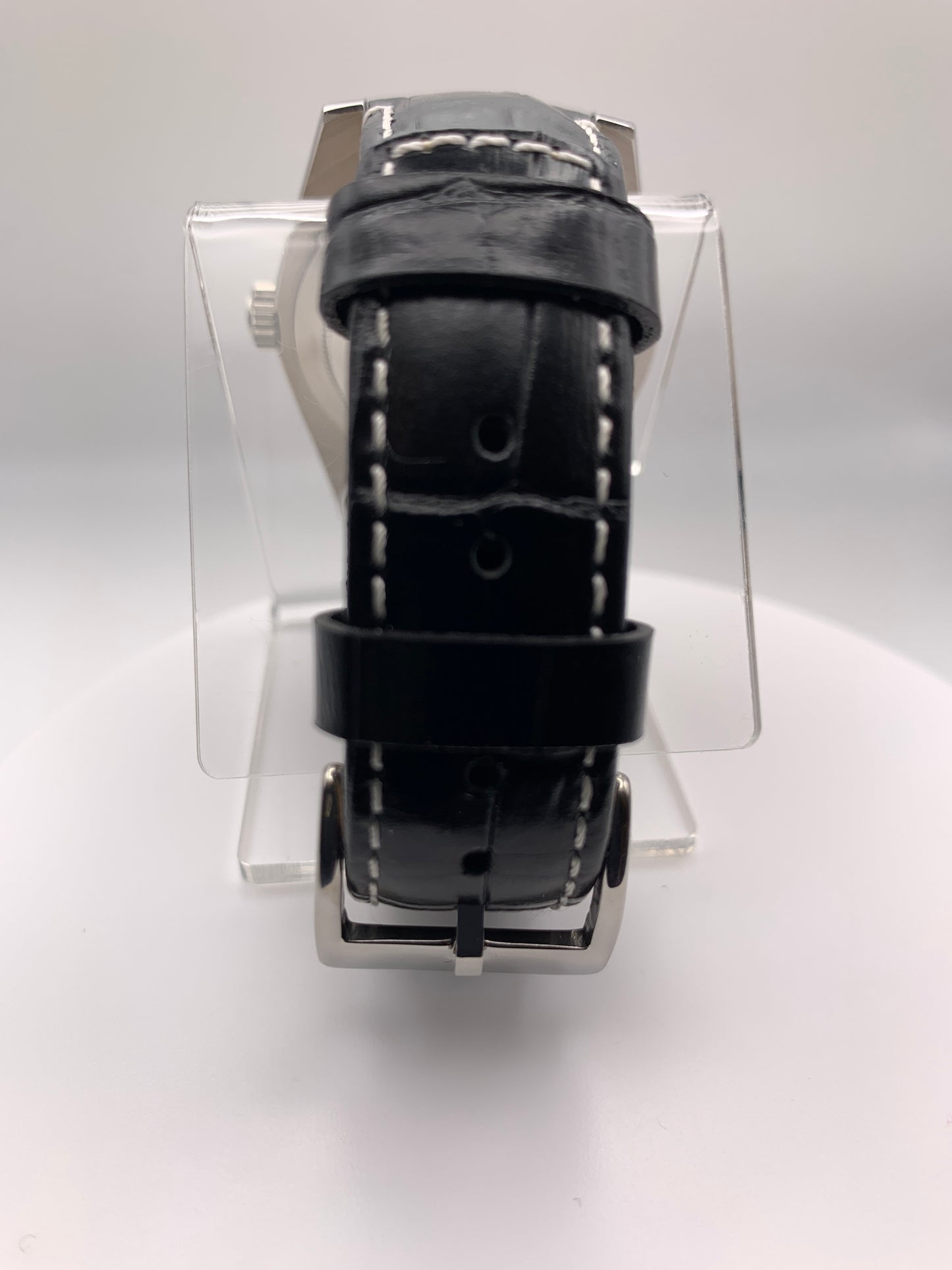 Blossom. 39mm Stainless steel. Textured dial.  Sapphire crystal. NH35 automatic movement.