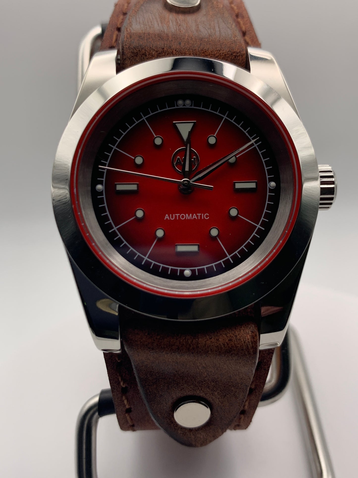 Red Five 1.2 - 39mm Stainless steel.