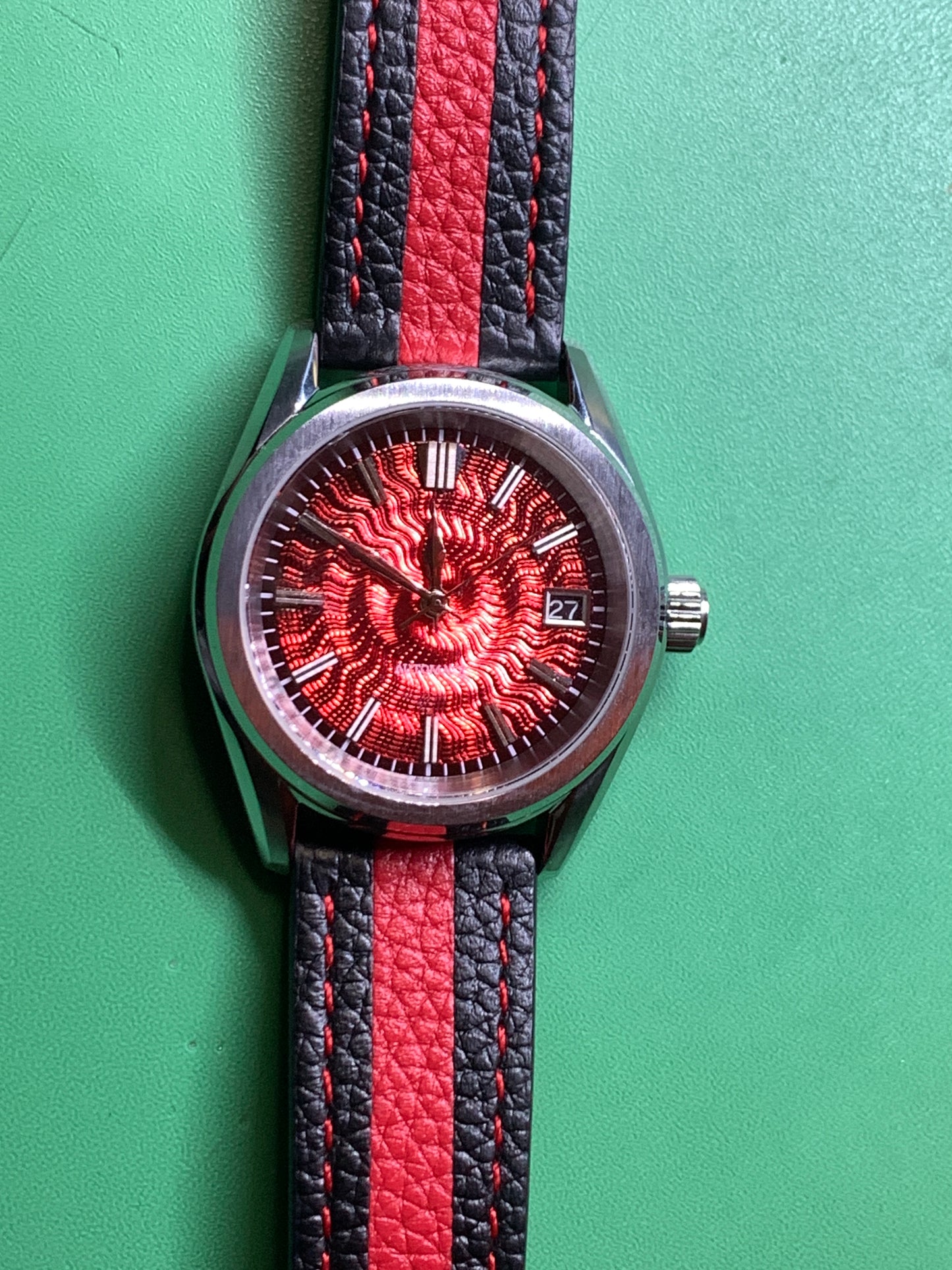 Perihelion - 38mm Stainless steel. Sapphire crystal.  Seiko NH35.