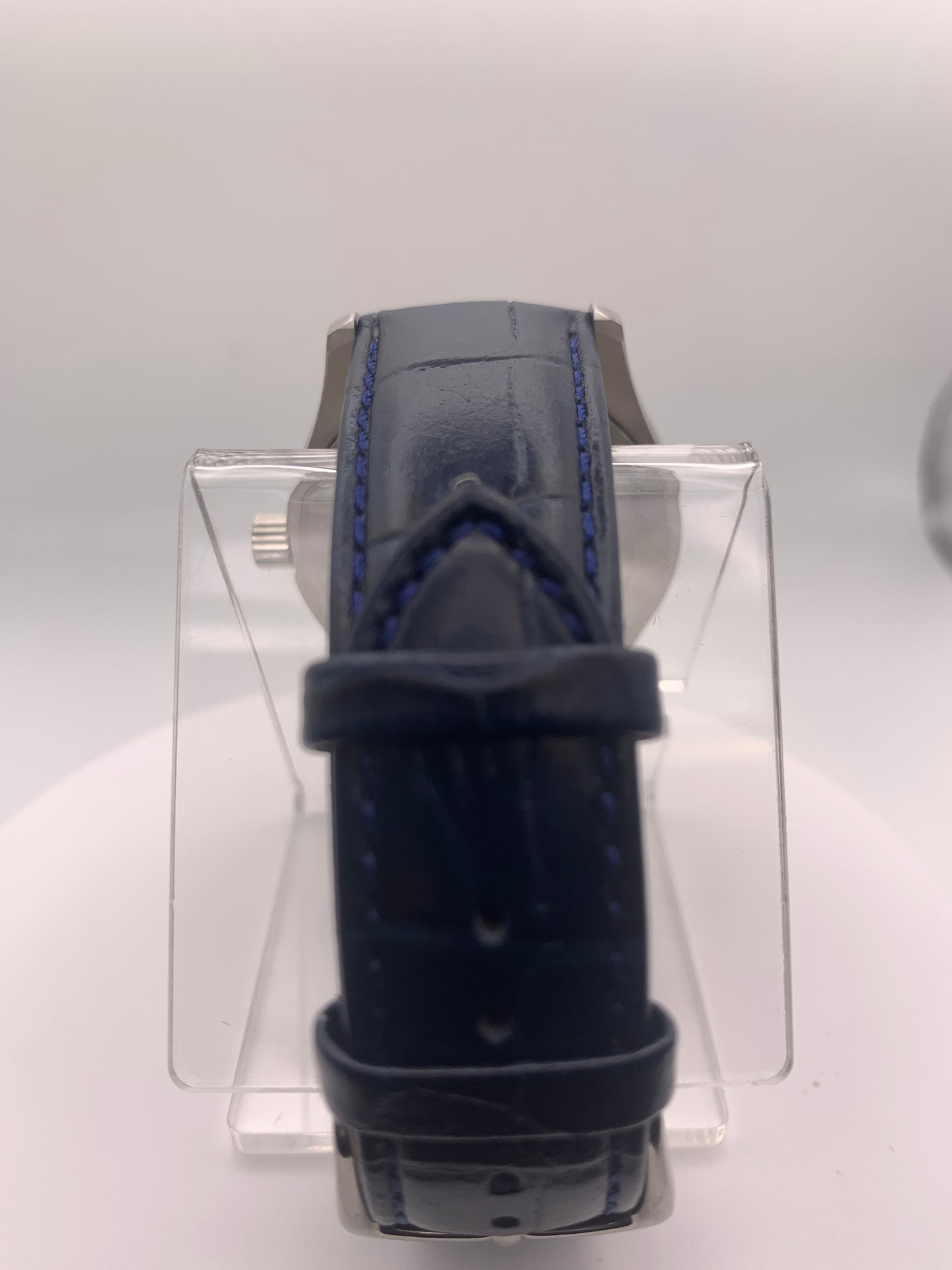 VC56 Field. 39mm Stainless steel case. Sapphire crystal. NH38 automatic movement.