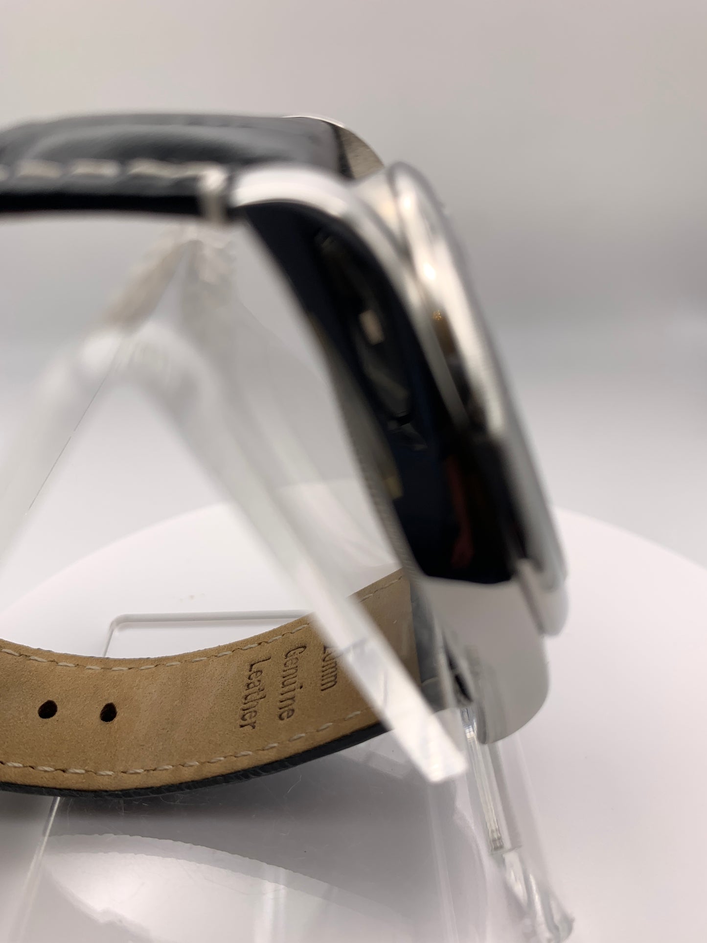 Blossom. 39mm Stainless steel. Textured dial.  Sapphire crystal. NH35 automatic movement.