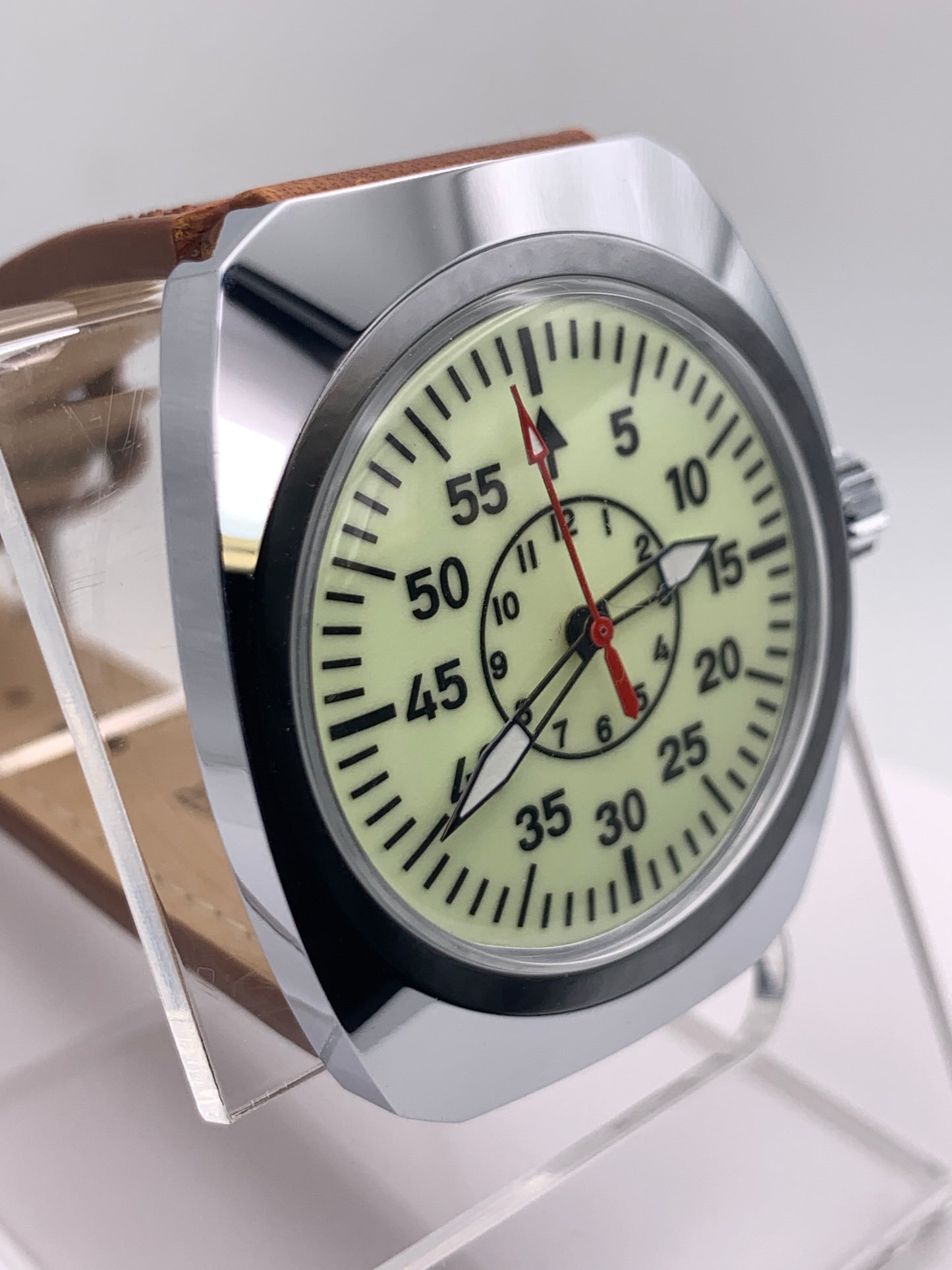 Full Moon. Neo Vintage. Fully Lumed Flieger B style. 36mm NOS Gruen case. Acrylic domed crystal. Seiko VH31 mecha-quartz.