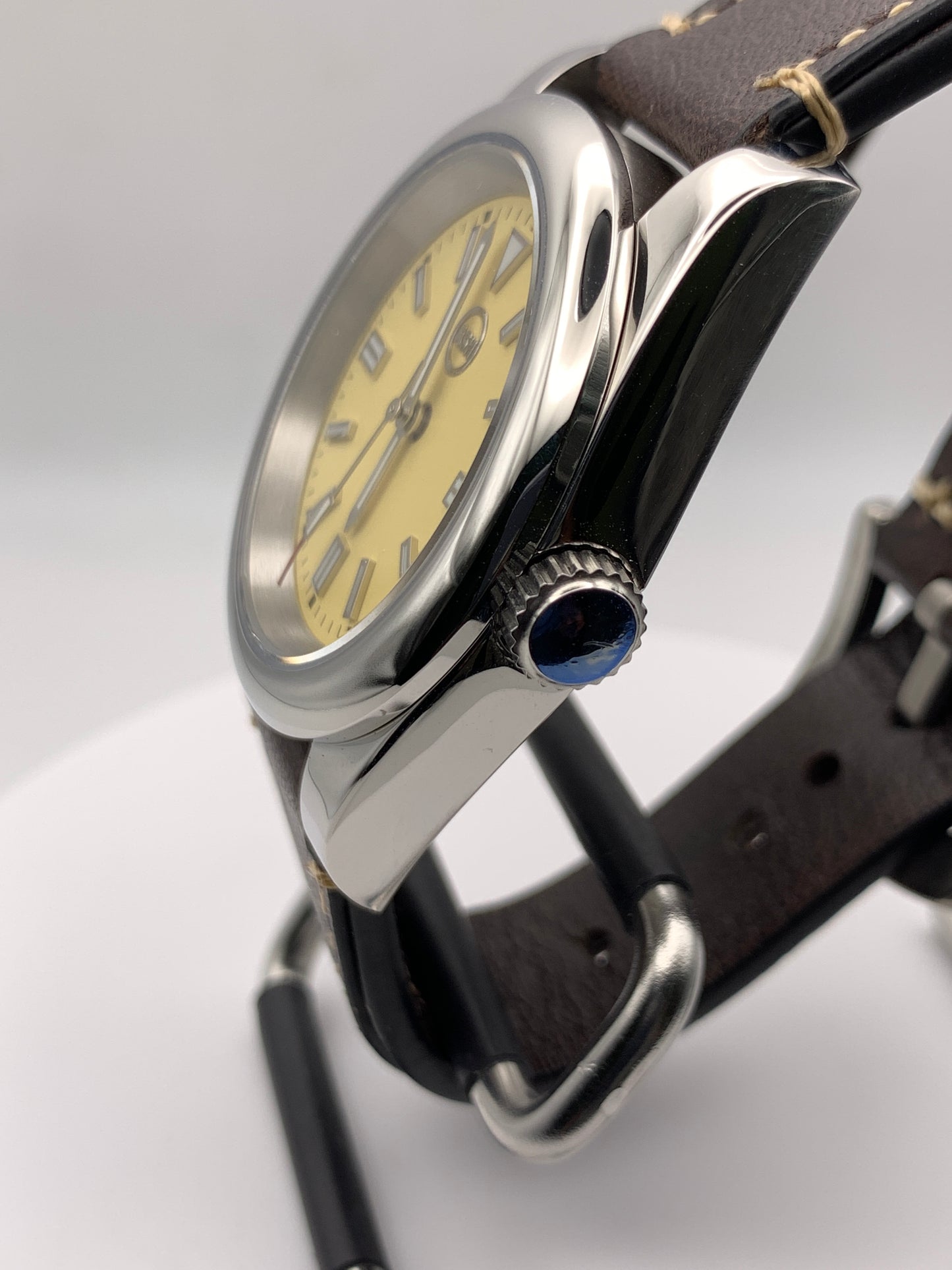 Sunny 1.1 - 36mm Stainless steel case. Sapphire crystal.  Seiko NH38.