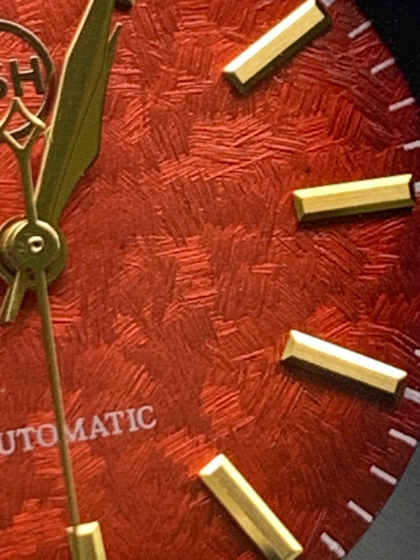 Ecthelion. Golden fire livery. 39mm fluted, PVD coated, stainless steel case. Sapphire crystal. Seiko NH38. Dragon scale strap. Mystical powers.