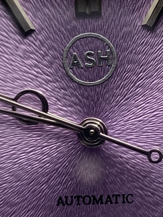 Violet II - 36mm Stainless steel case with matching bracelet. Unique dial. Sapphire crystal. Seiko NH35 automatic.