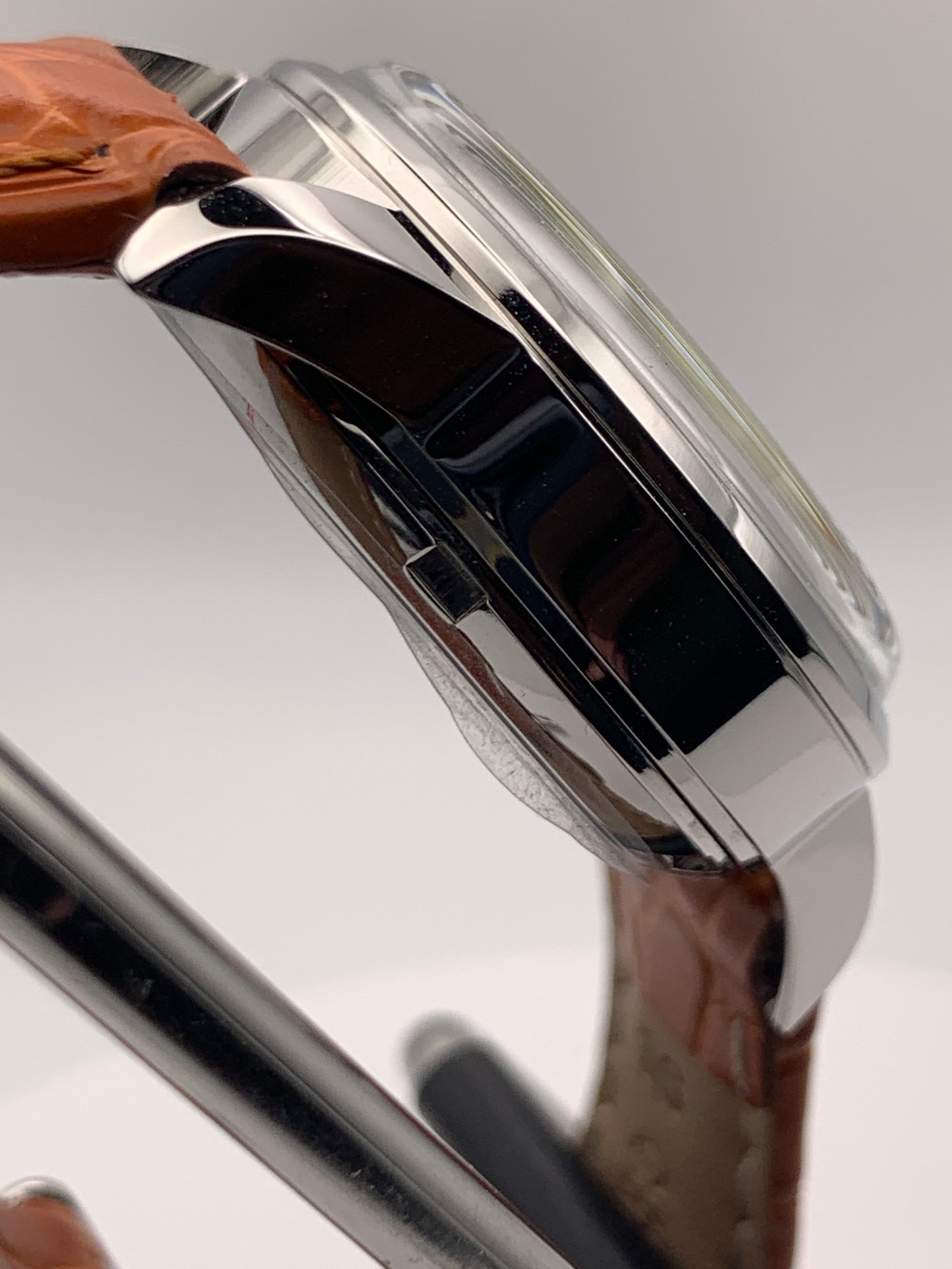 Iron Pyrite 1.1 - 33mm stainless steel case. Acrylic domed crystal. NH35 automatic.