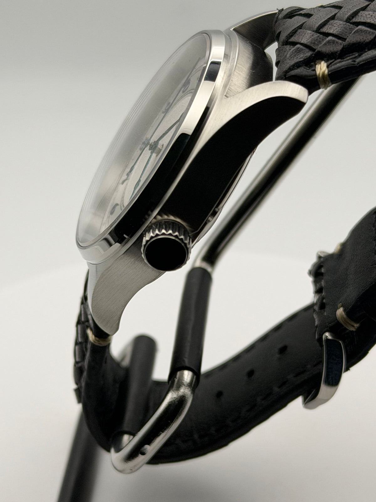 Timeless 1.1 - 39mm Stainless steel case. Sapphire crystal. NH38 automatic.