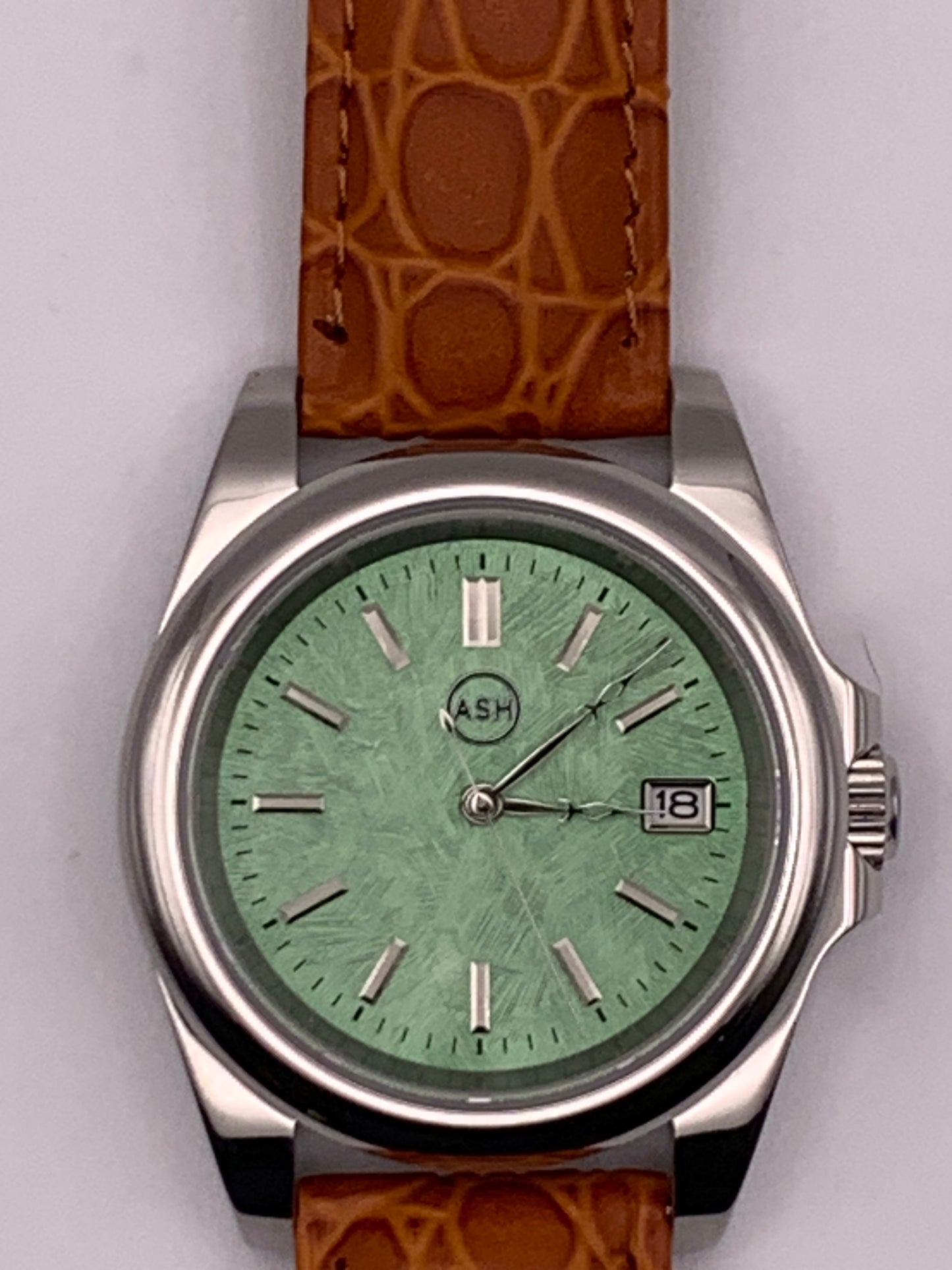 Second Nature 1.1 - 39mm stainless steel case. Sapphire crystal. Seiko NH35.