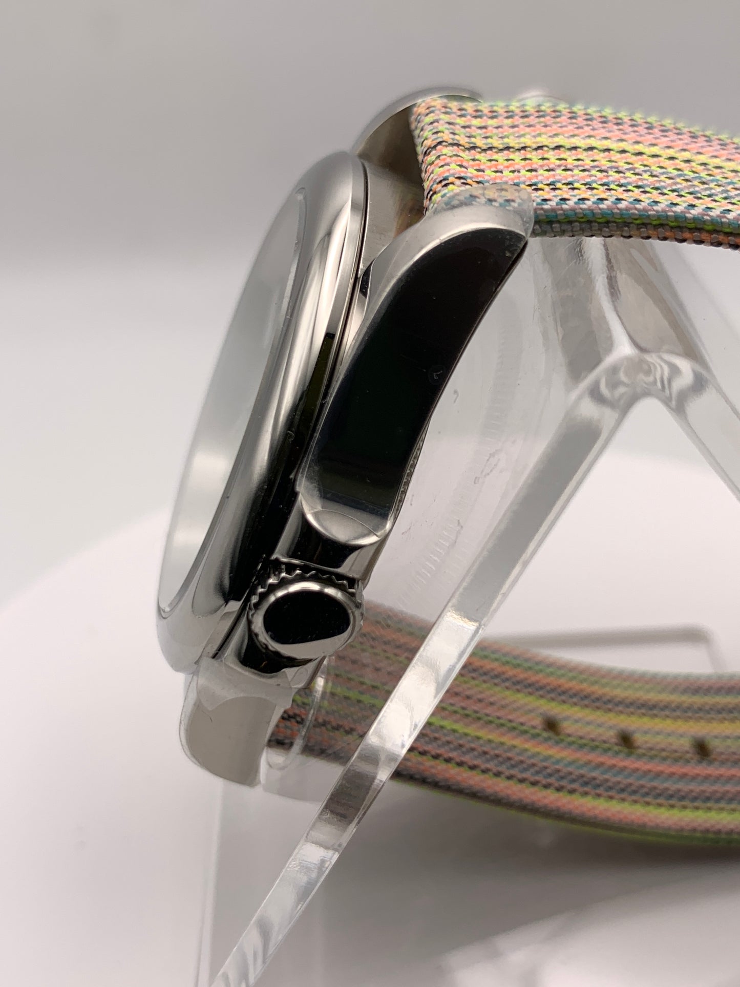 Minty 2. 39mm Stainless steel. Sapphire crystal. Seiko NH38. Matching bracelet and two straps included.