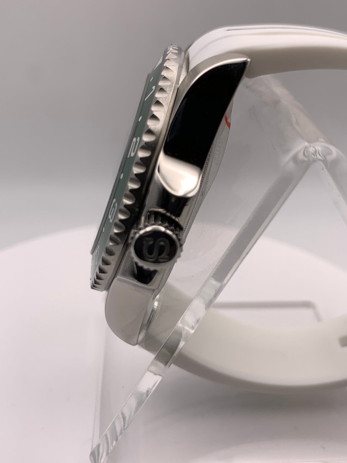 Windswirl. 40mm stainless steel. Sapphire crystal. Seiko NH38.