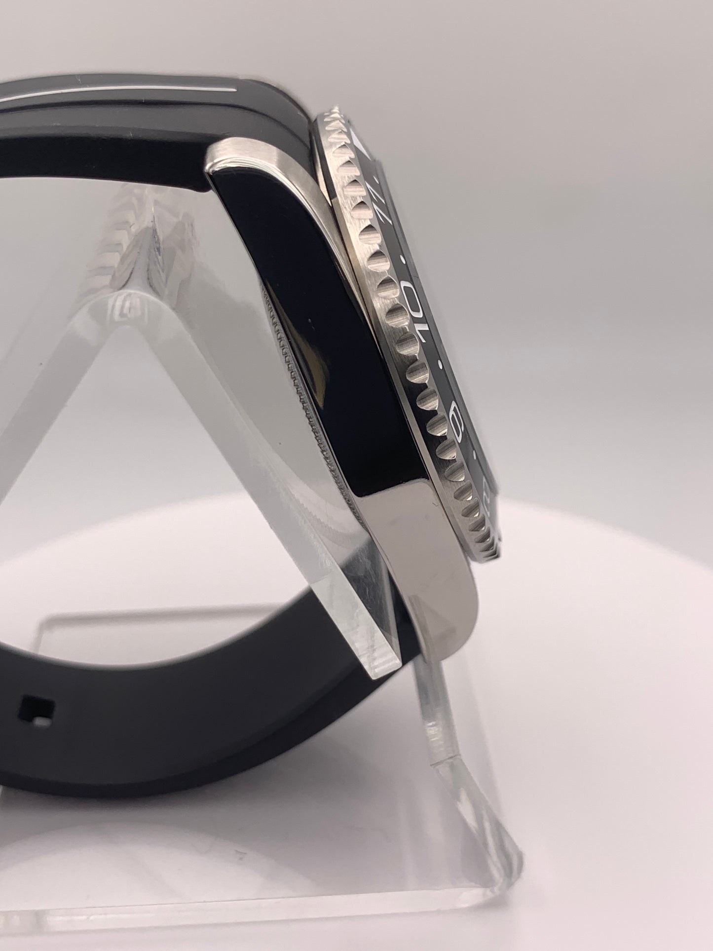 Swirlwind. 41mm Stainless steel case. Sapphire crystal. NH38 automatic. 120 click unidirectional bezel.