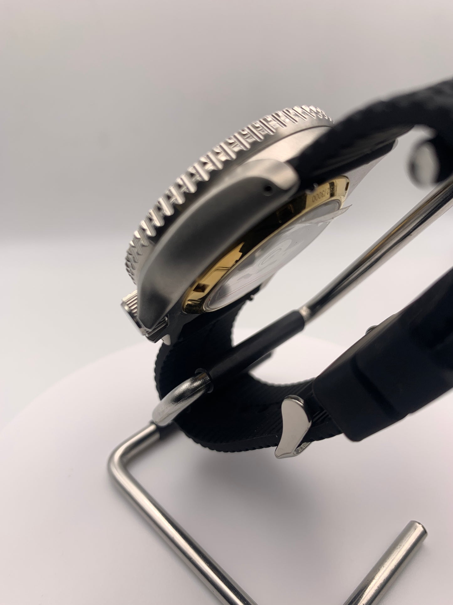 Skaro. 42mm Stainless steel. Sapphire crystal. Seiko NH35.