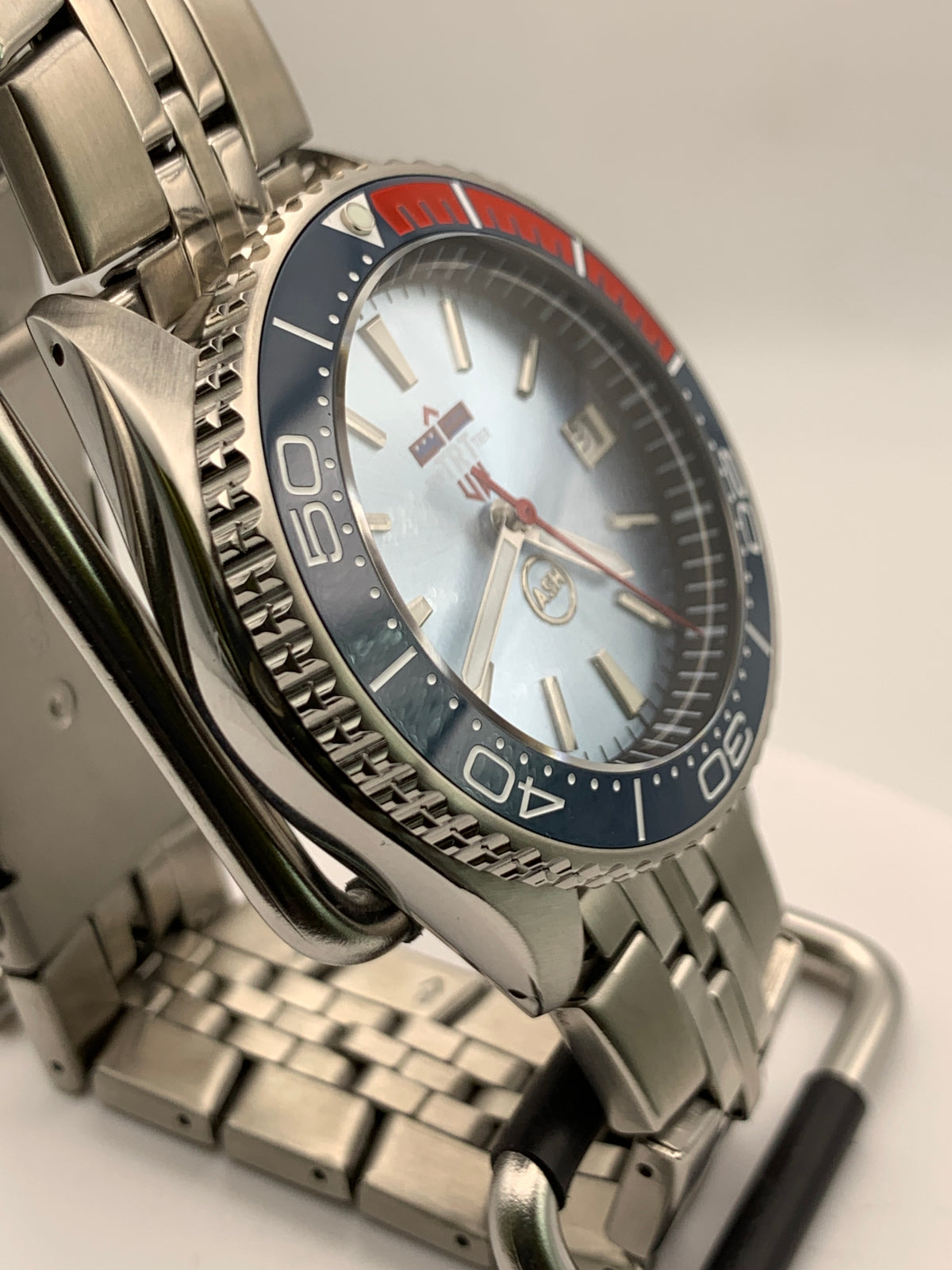 TRT - client custom. 42mm stainless steel cushion case. Sapphire crystal. Seiko NH35.