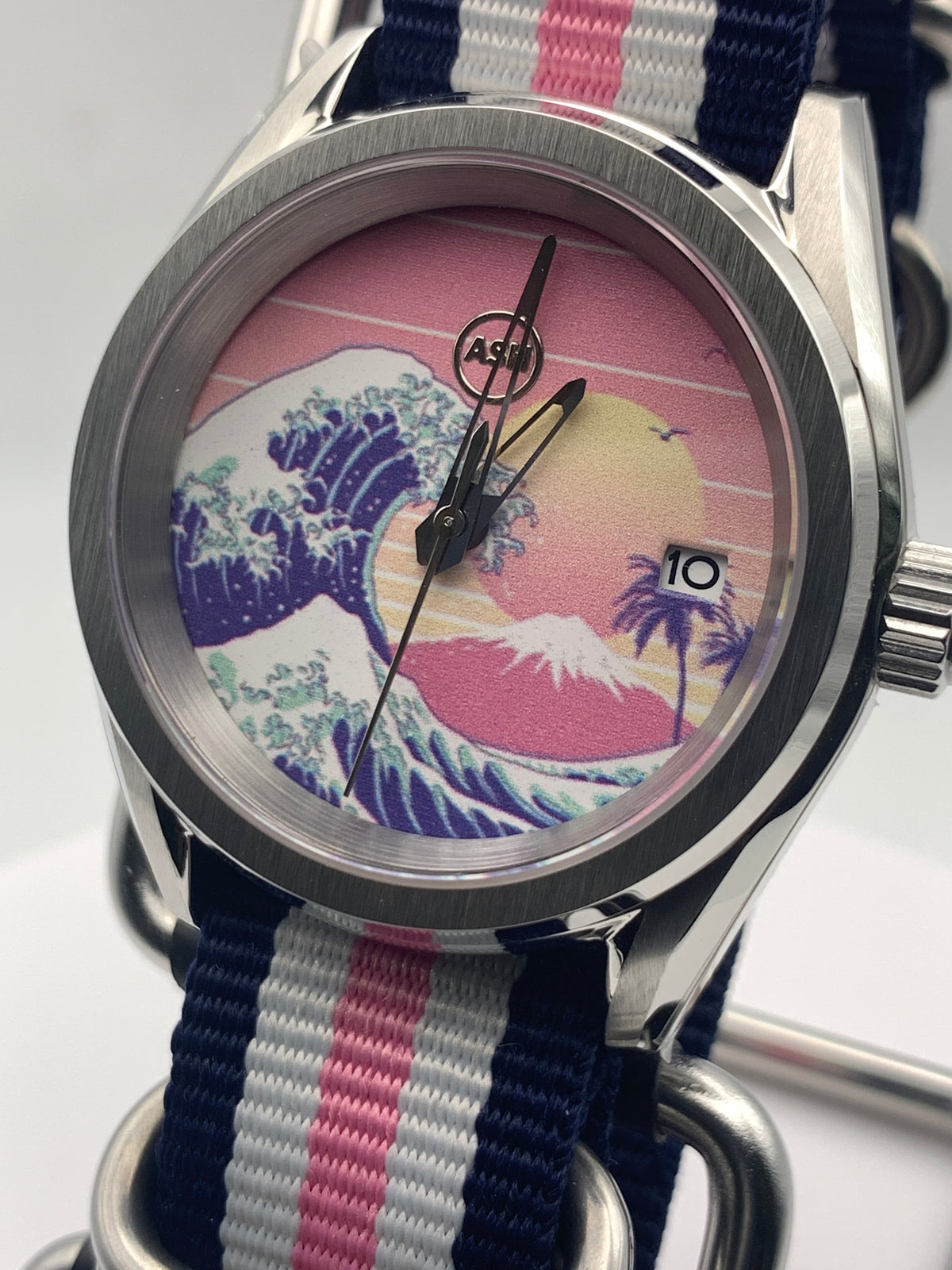 Fruit Punch 1.1 - 38mm Stainless steel. Sapphire crystal. Seiko NH35.