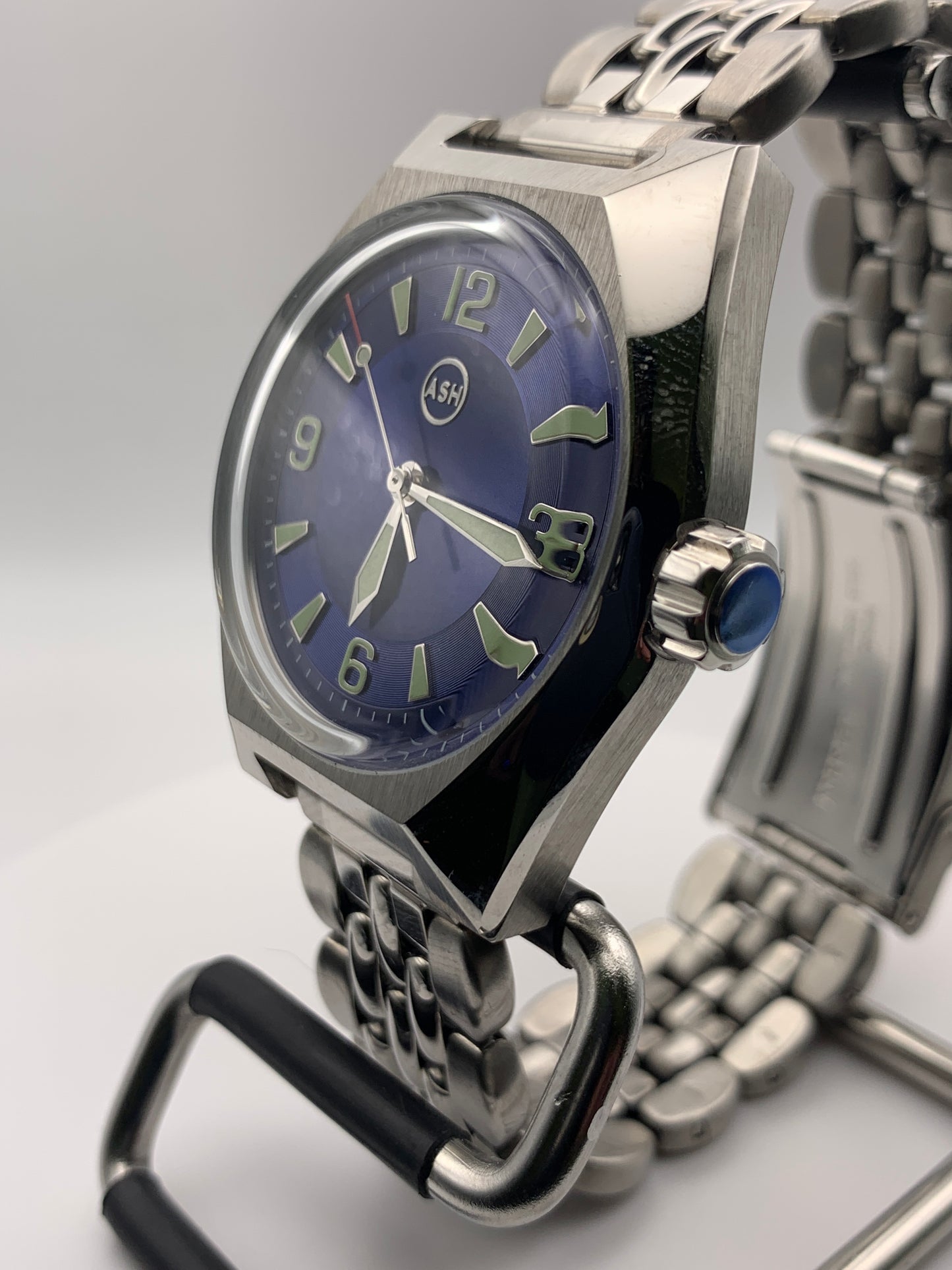 Northstar. 41mm Stainless steel. Domed K-1 crystal. Seiko NH38. Vintage bracelet.
