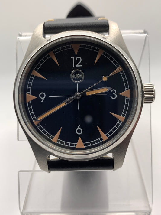 Locomotive Breath. 39mm stainless steel case.  Sapphire crystal. Seiko NH38.
