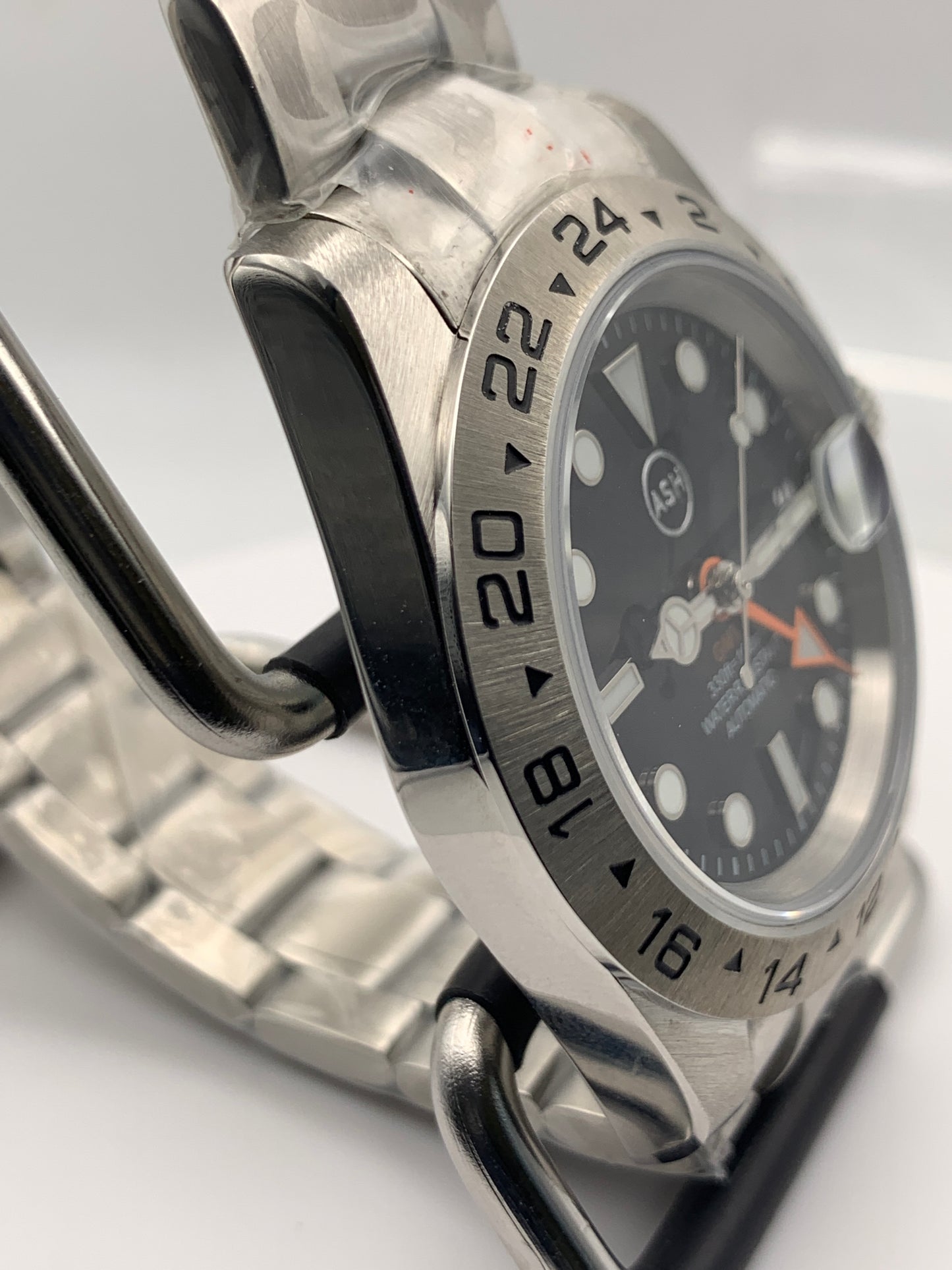 Xplorer Too. Custom requested.  39mm Stainless steel. Sapphire crystal. Seiko NH34 GMT.
