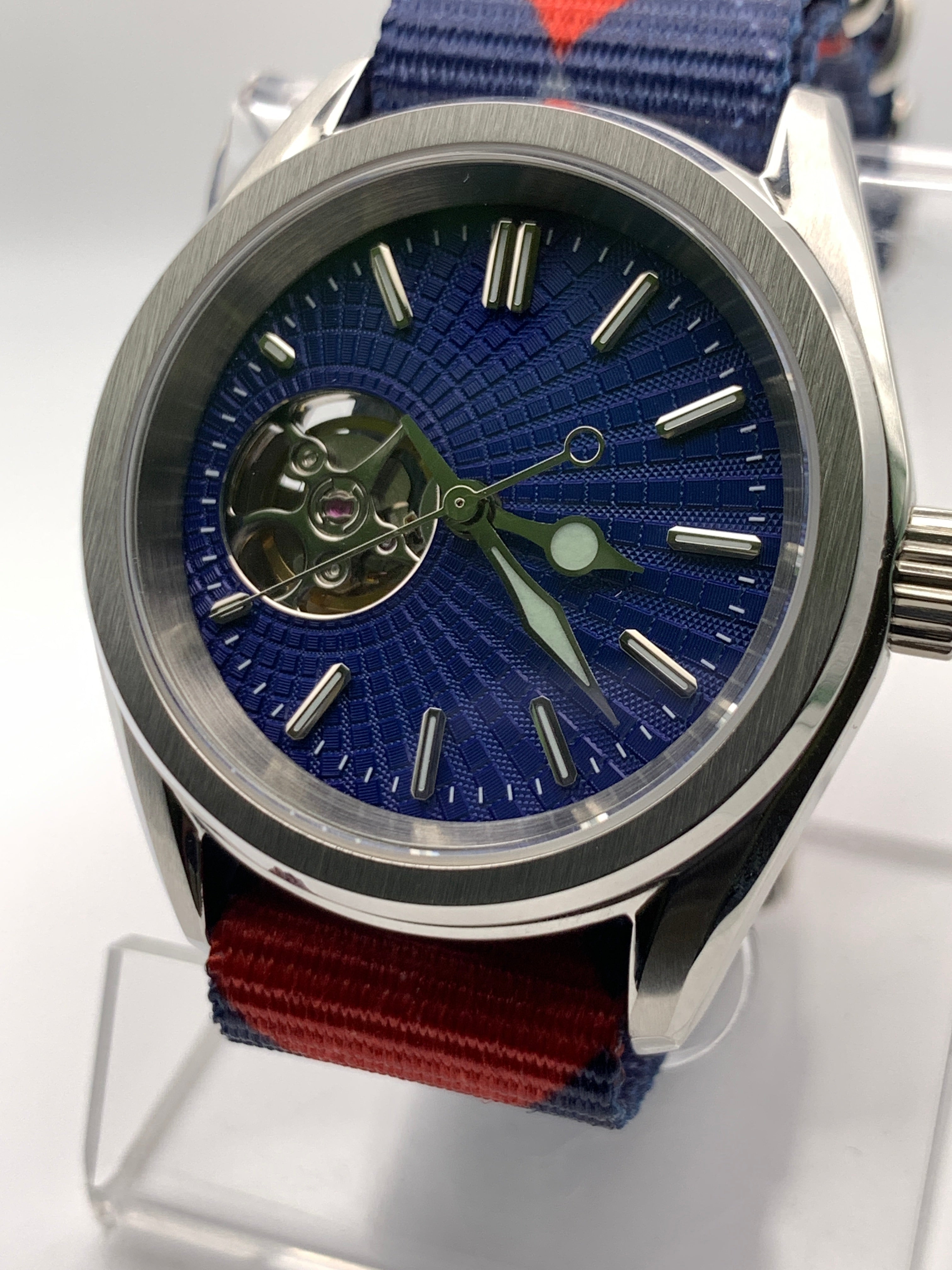 Blue Shift. 38mm Stainless steel. Sapphire crystal. Seiko NH38