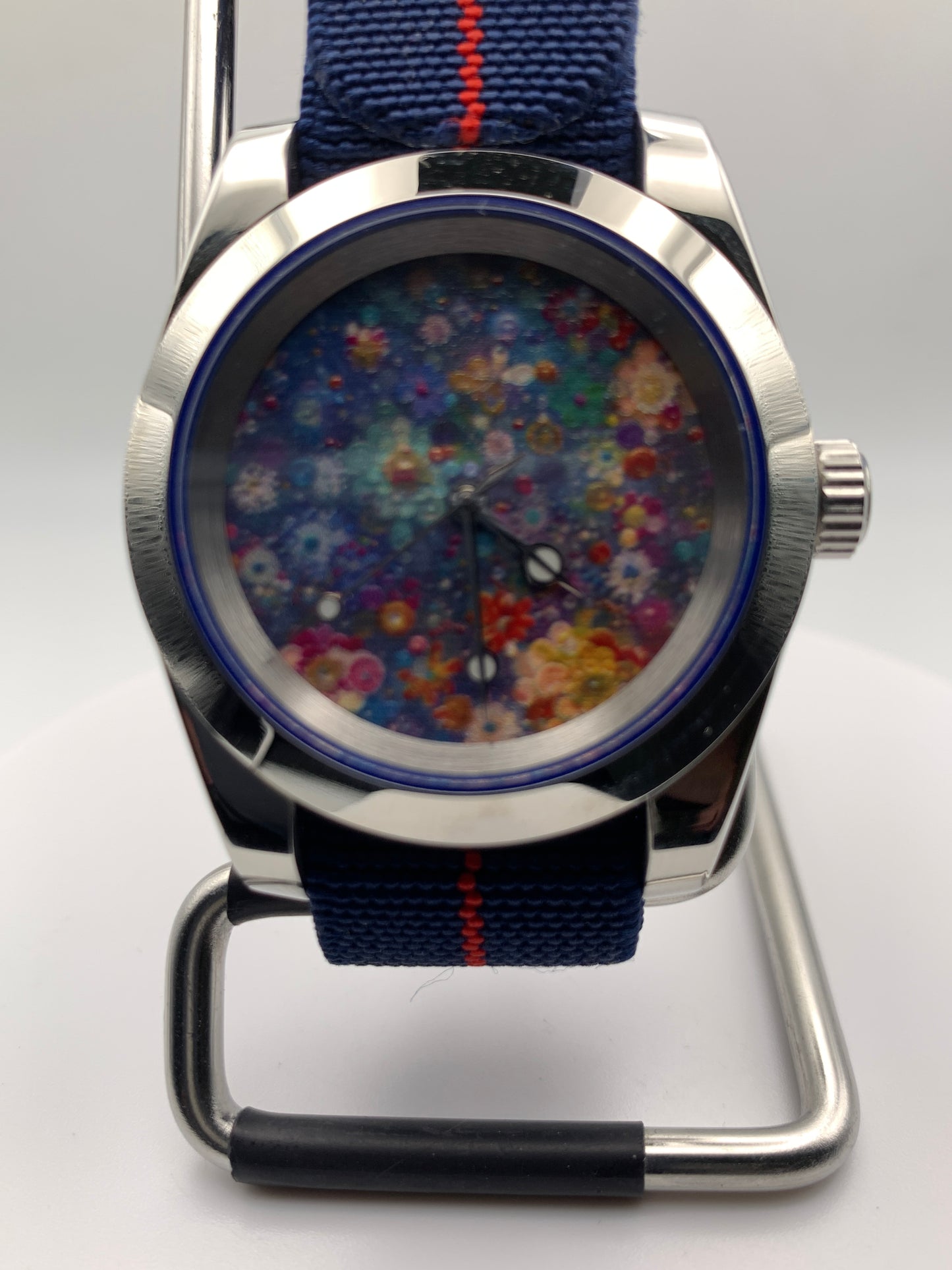 Midnight Impression. 39mm Stainless Steel.  Sapphire crystal. Seiko NH38.