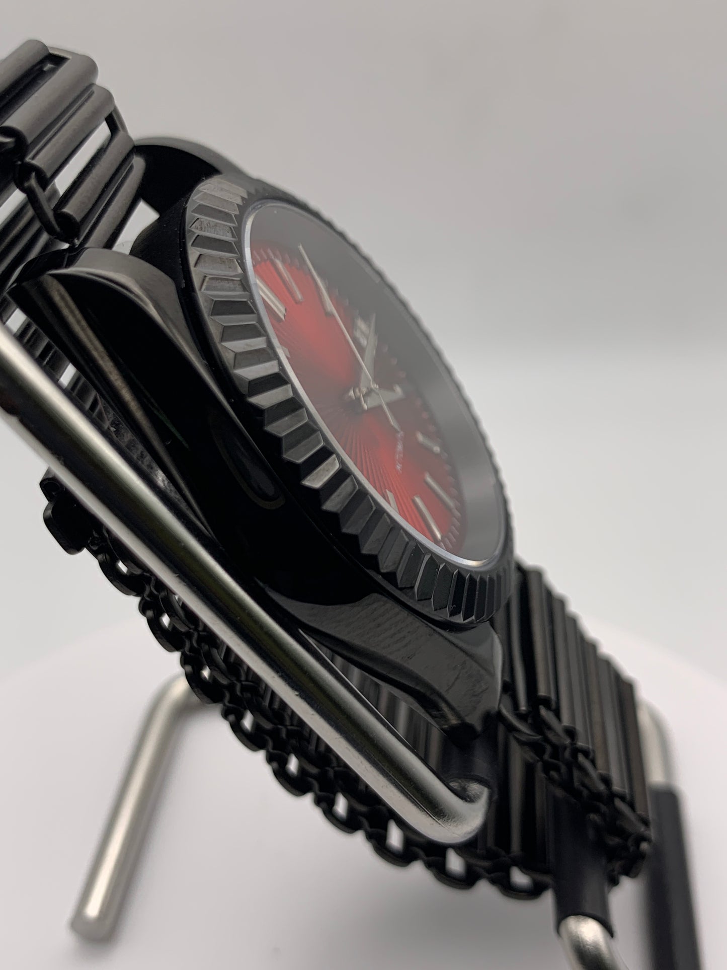 Red Shift. Client custom. 39mm PVD stainless steel case. Sapphire crystal. Seiko NH38.