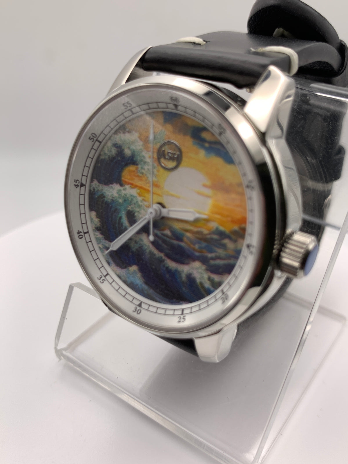 Moonwake. 38mm stainless steel case. Sapphire crystal. Seiko NH38.