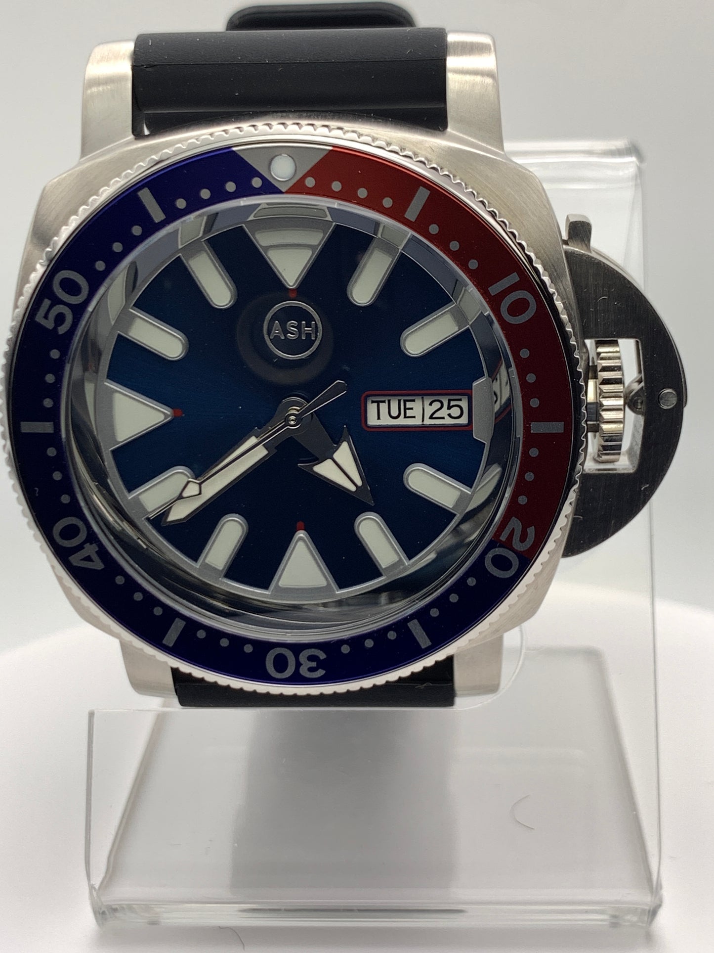 42mm Sport watch. Pepsi bezel. NH36 automatic movement.