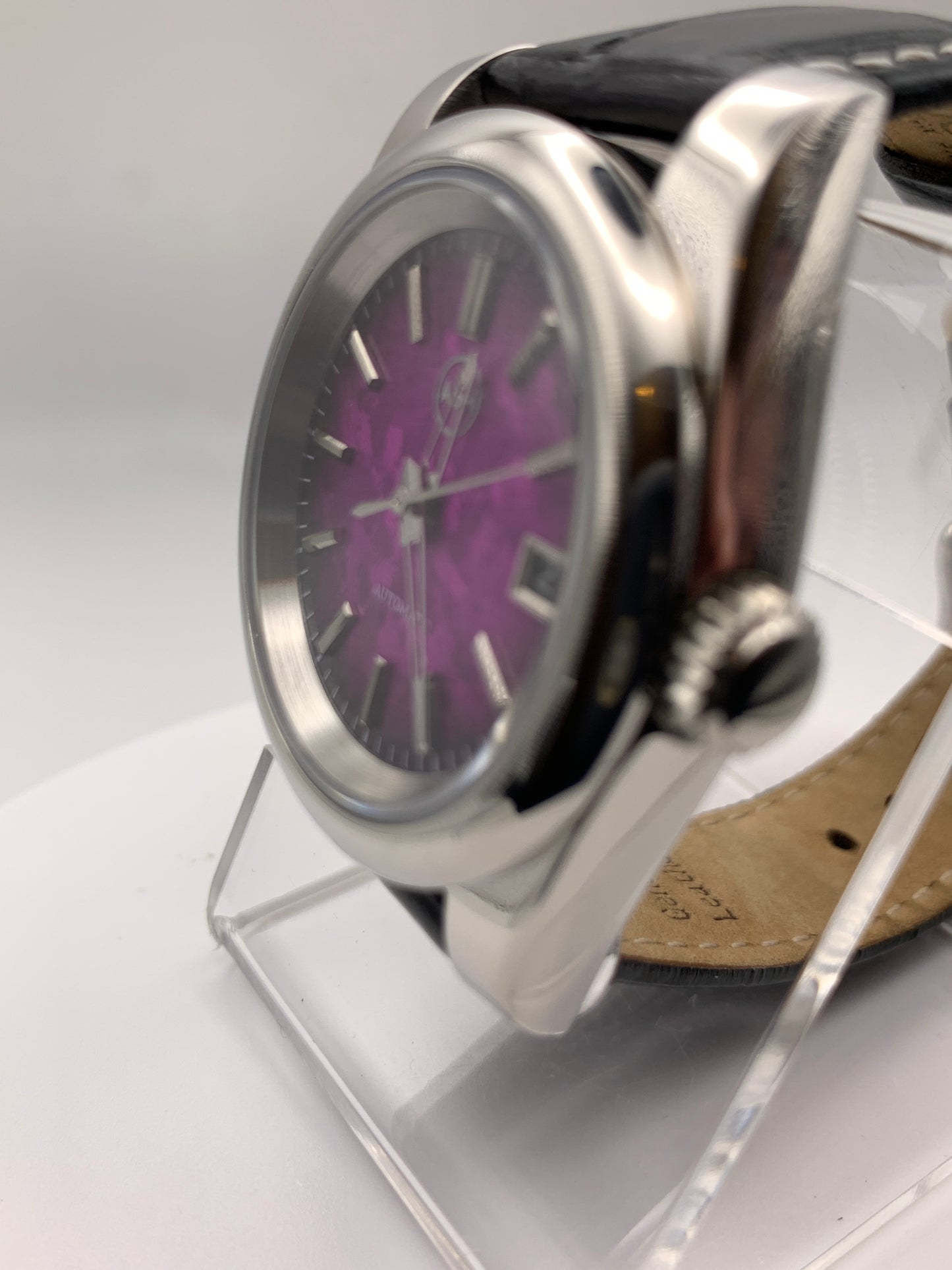 Blossom. 39mm Stainless steel. Textured dial.  Sapphire crystal. NH35 automatic movement.