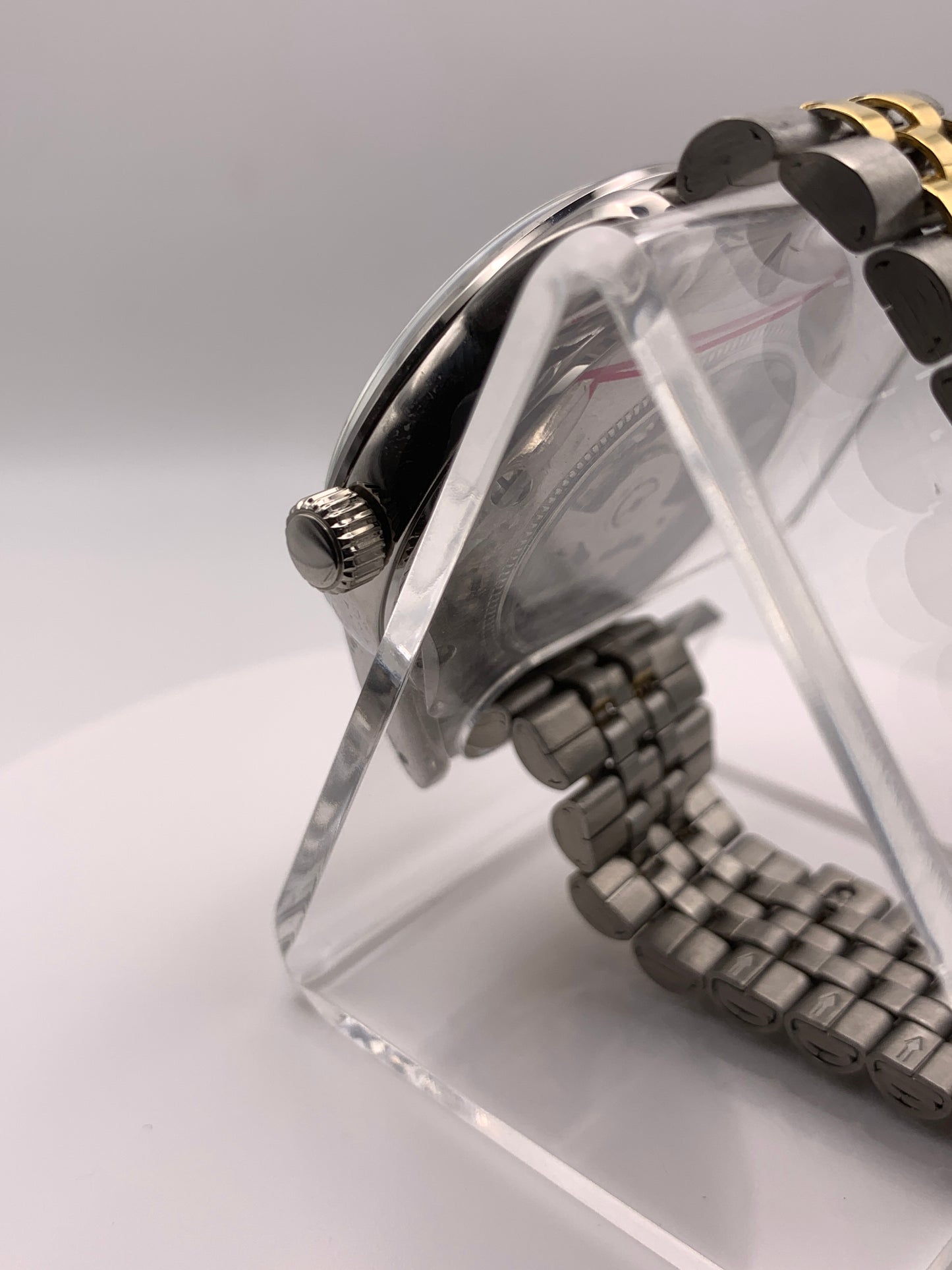 Mister Green Jeans. 39mm stainless steel. Box mineral crystal with blue AR coating. Seiko NH35 automatic. Vintage Speidel bracelet.