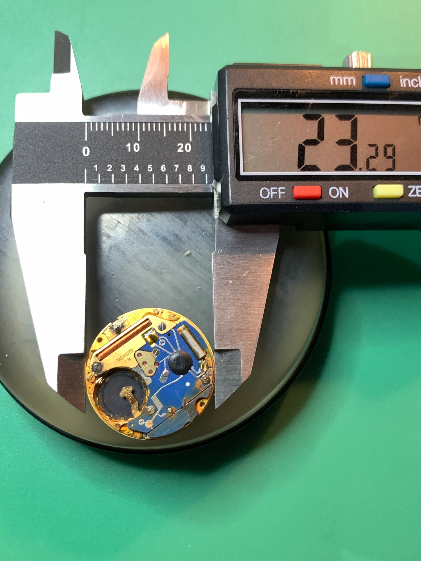 Tag Heuer WE1211-R.  Restoration. 34mm Stainless steel case.  Sapphire crystal. New movement.