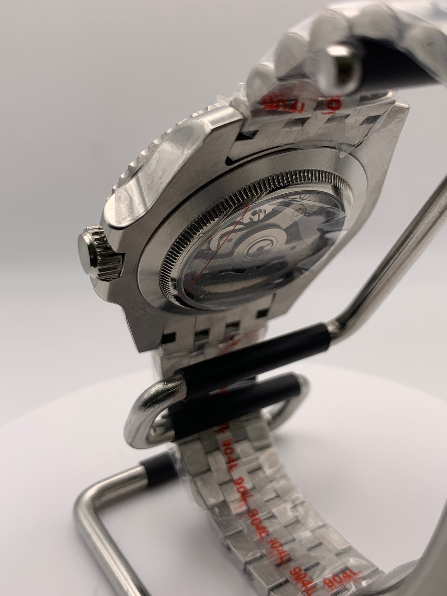 Bruce Wayne. 39mm Stainless steel GMT. Sapphire crystal. Seiko NH34.