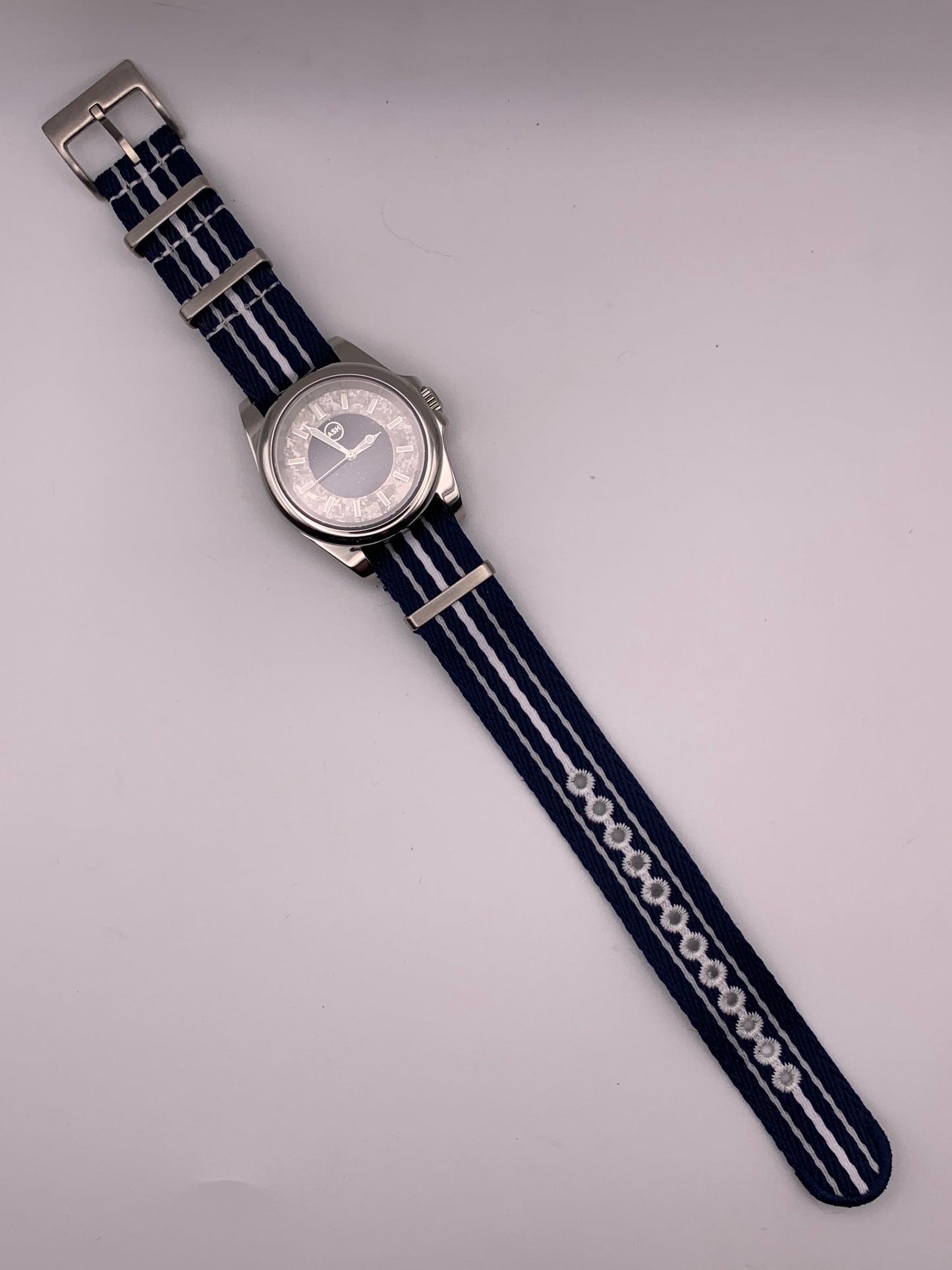 Monolith. 39mm Stainless steel. Sapphire crystal. Seiko NH38.