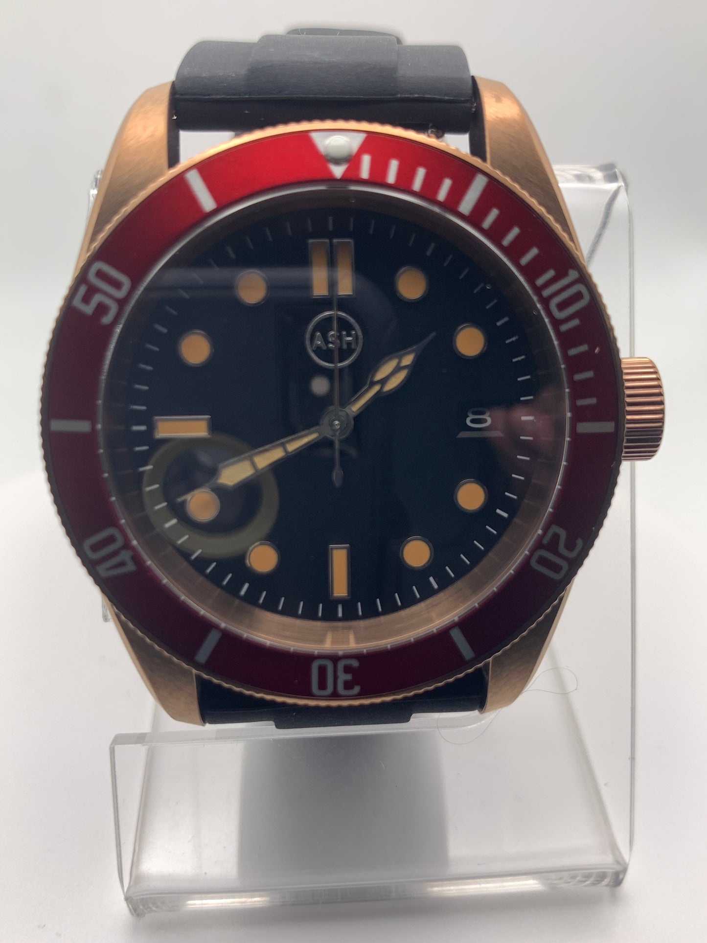 Dark Inlet. 41mm Rose gold stainless steel. Sapphire crystal. Seiko NH35.