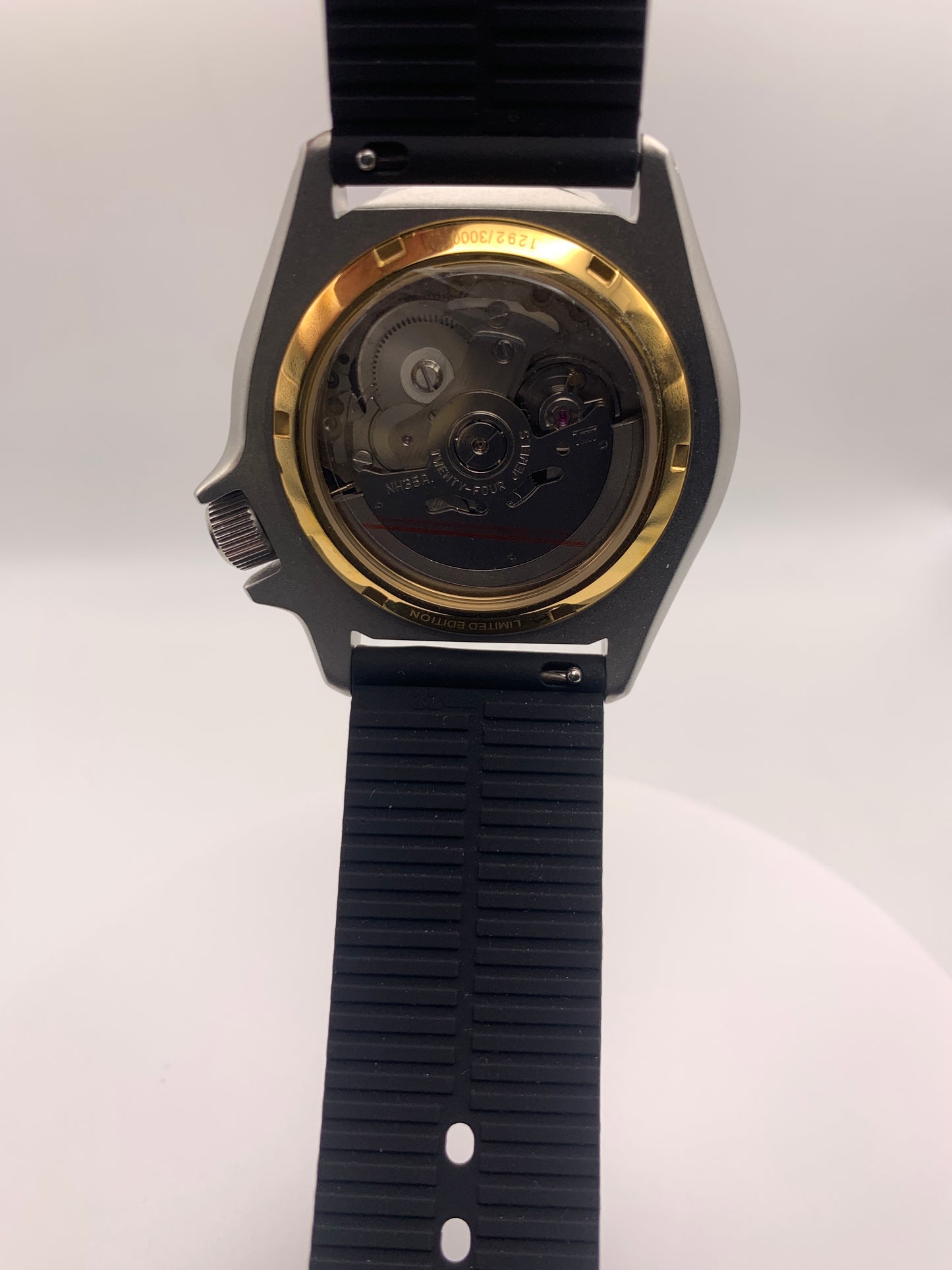 Skaro. 42mm Stainless steel. Sapphire crystal. Seiko NH35.