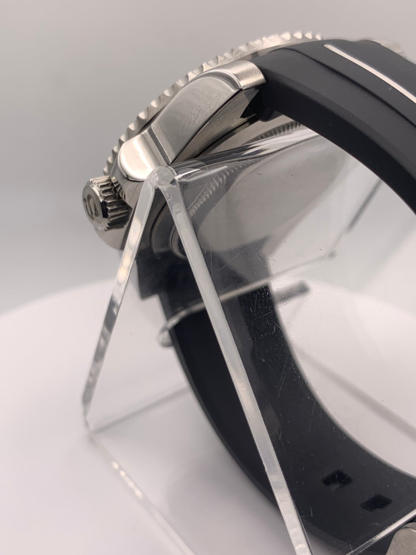 Swirlwind. 41mm Stainless steel case. Sapphire crystal. NH38 automatic. 120 click unidirectional bezel.