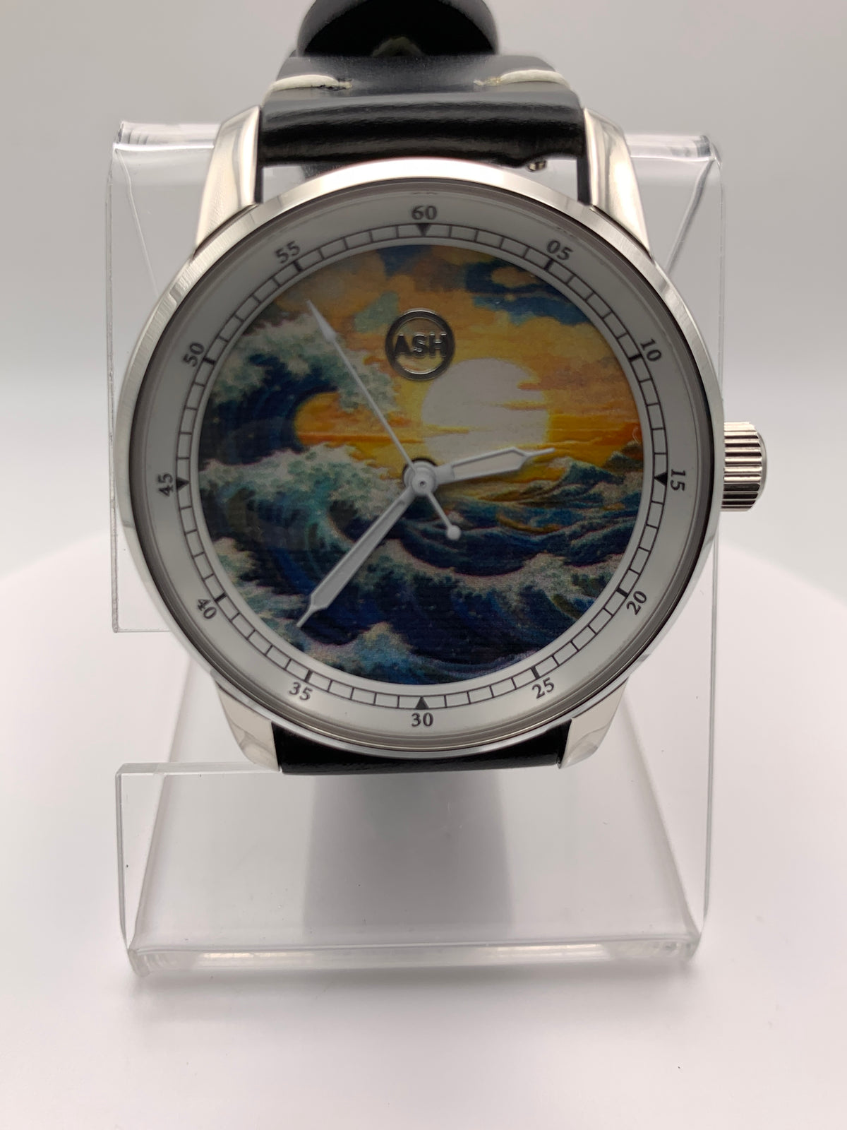 Moonwake. 38mm stainless steel case. Sapphire crystal. Seiko NH38.