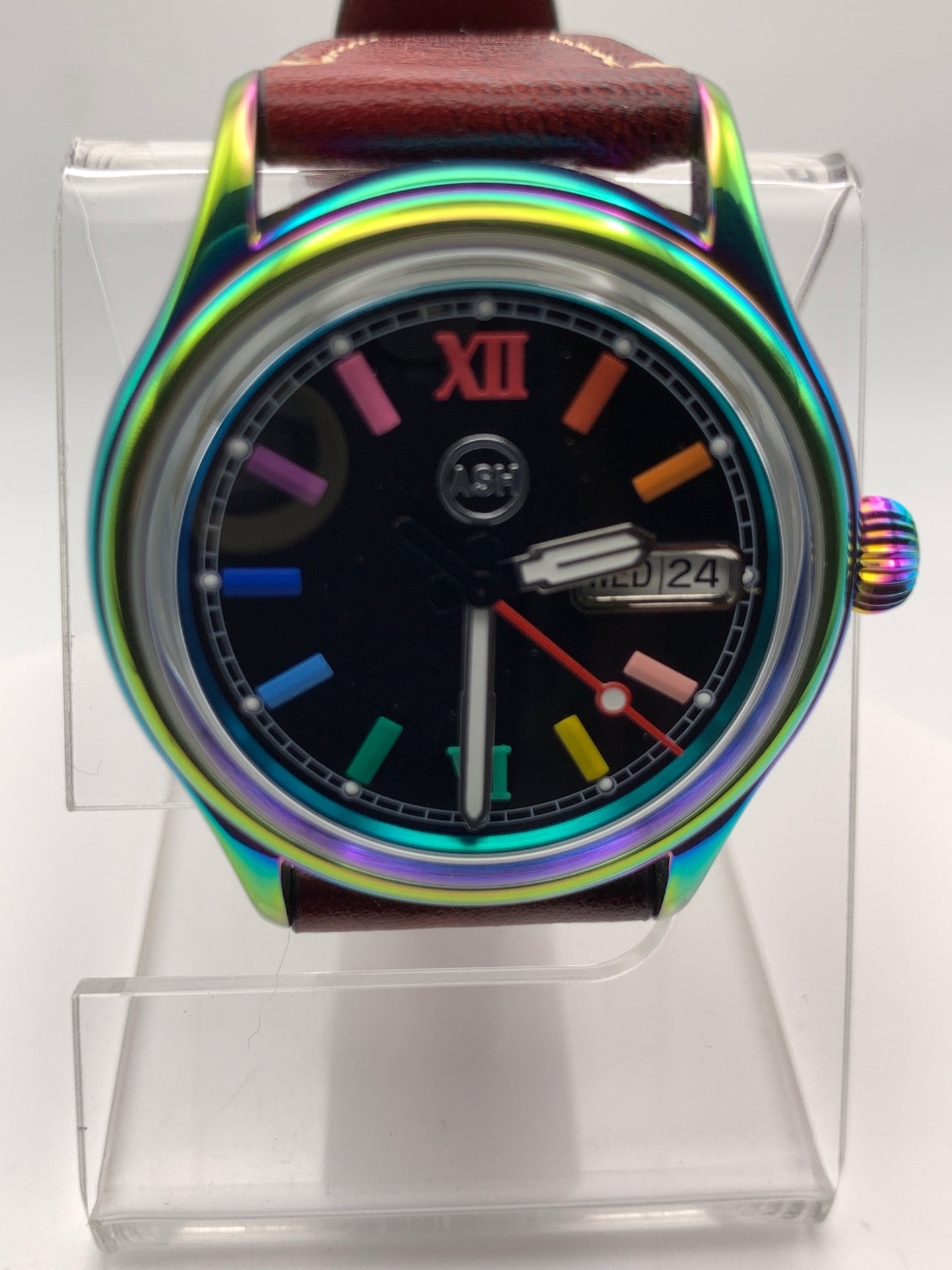 Living Color. 38mm thermally colored stainless steel case and case back. Double dome K-1 mineral crystal. Seiko NH36