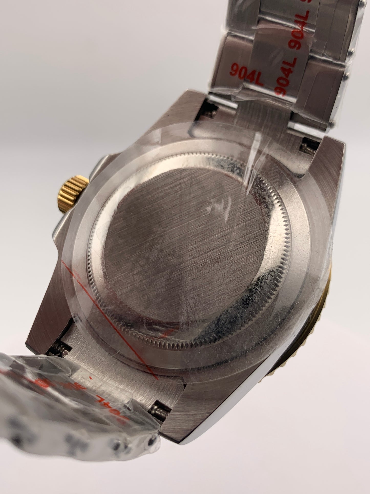 Toy Box. 41mm stainless steel case. Sapphire crystal. Seiko NH35.