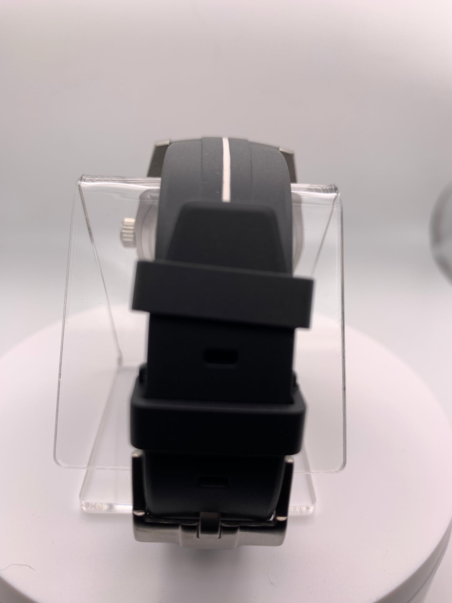 Purple natural stone dial. 39mm engine turned case.