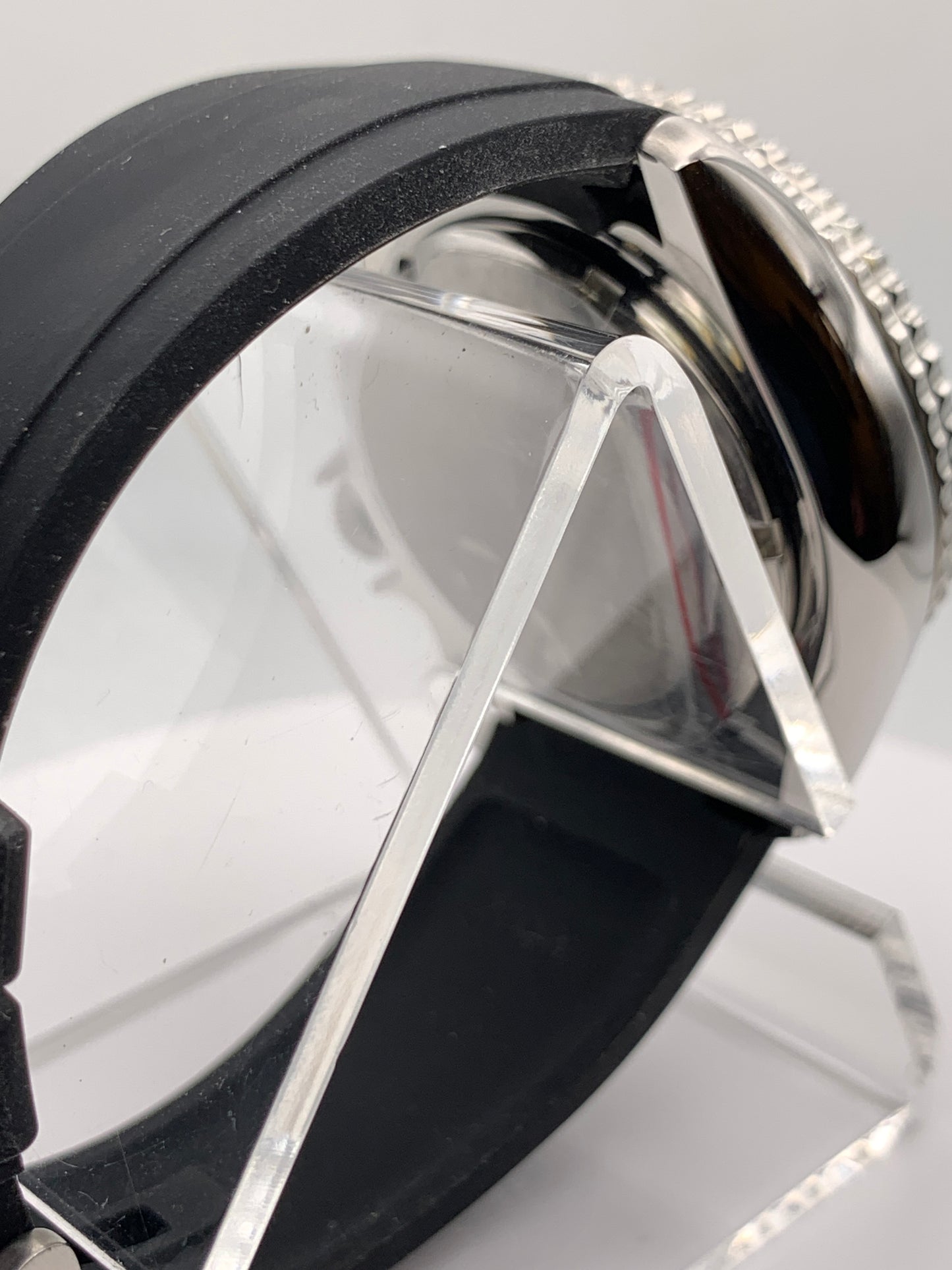 Happy. 42mm Stainless steel cushion case. Sapphire crystal. NH35 automatic.
