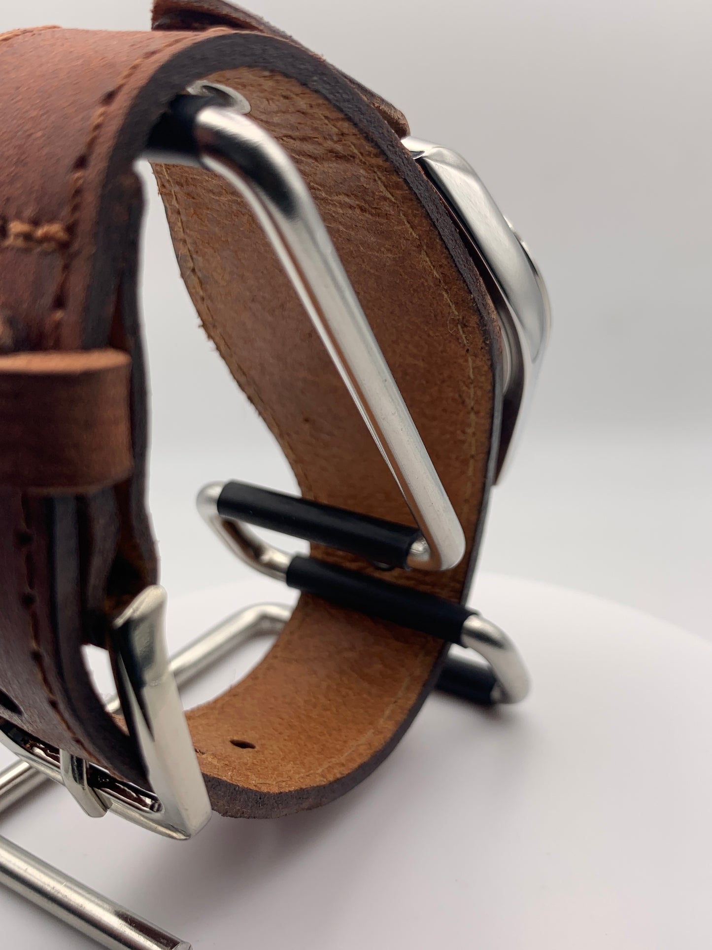 Red Five 1.2 - 39mm Stainless steel.