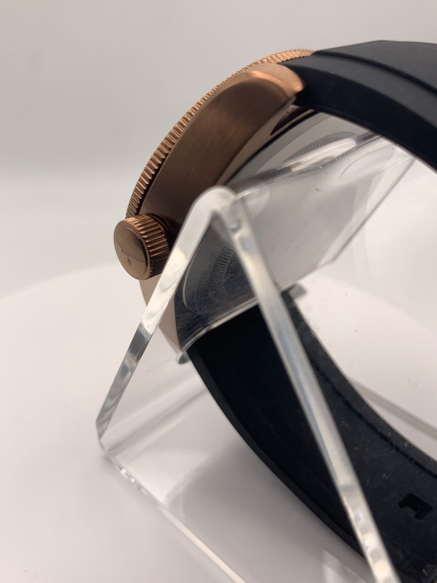 Dark Inlet. 41mm Rose gold stainless steel. Sapphire crystal. Seiko NH35.