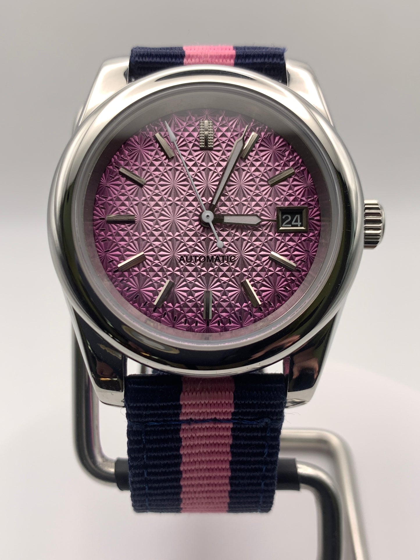Charlotte. 39mm Stainless steel. Sapphire crystal. Seiko NH35.