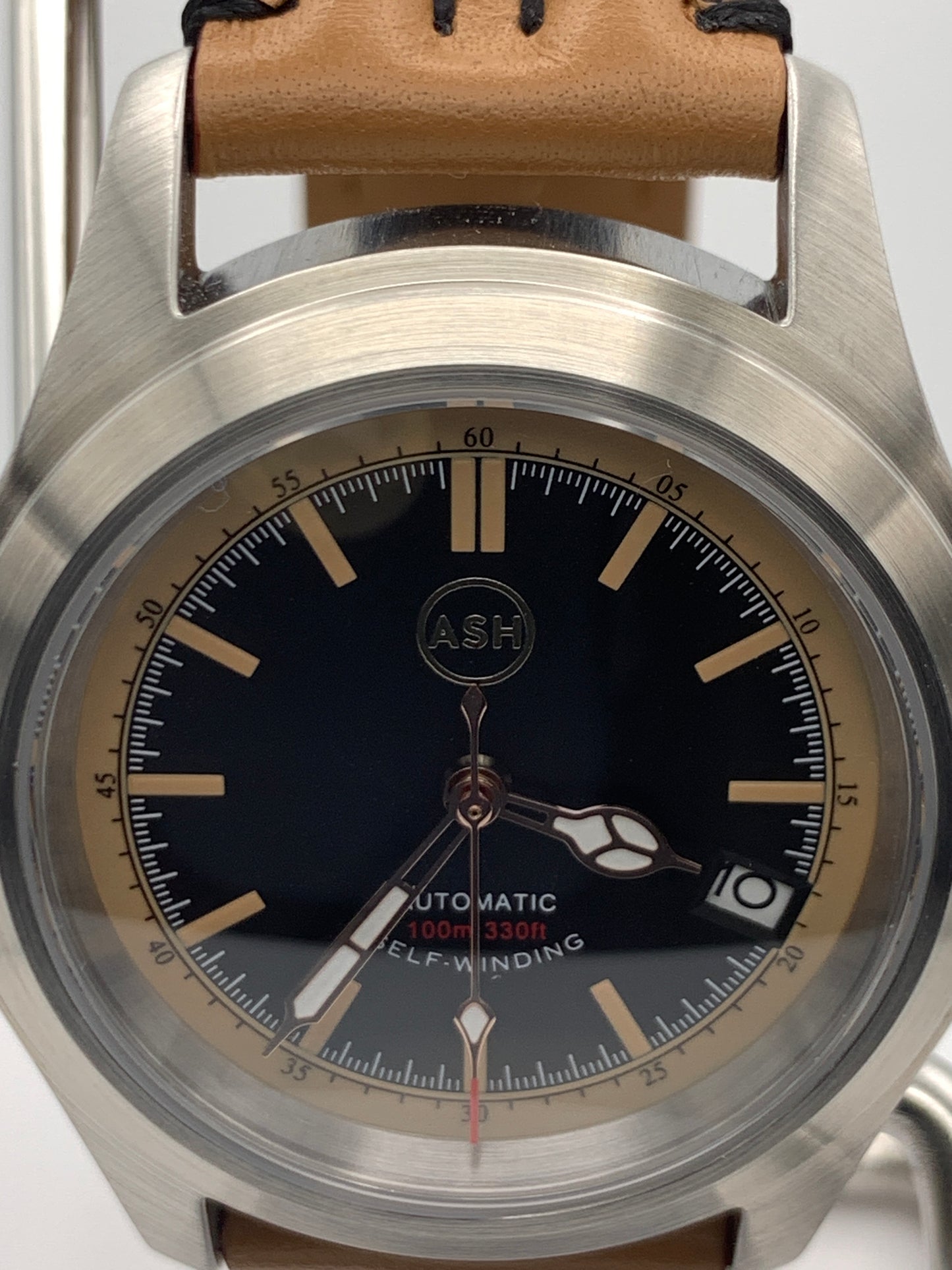 Bluto. 39mm Stainless steel case. Sapphire crystal. NH35 automatic.